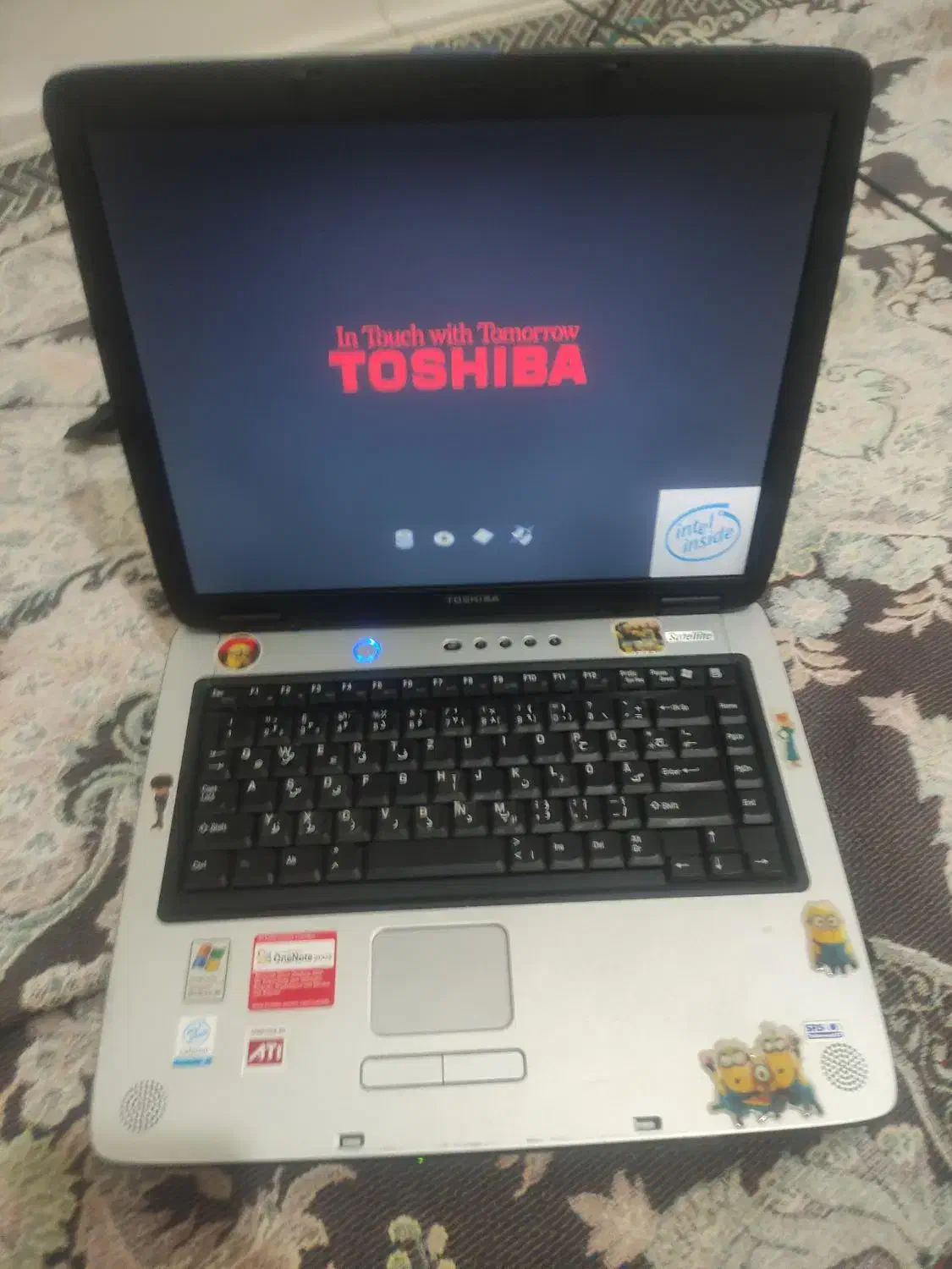 لب تاب|رایانه همراه|اندیشه, اندیشه فاز ۳|دیوار