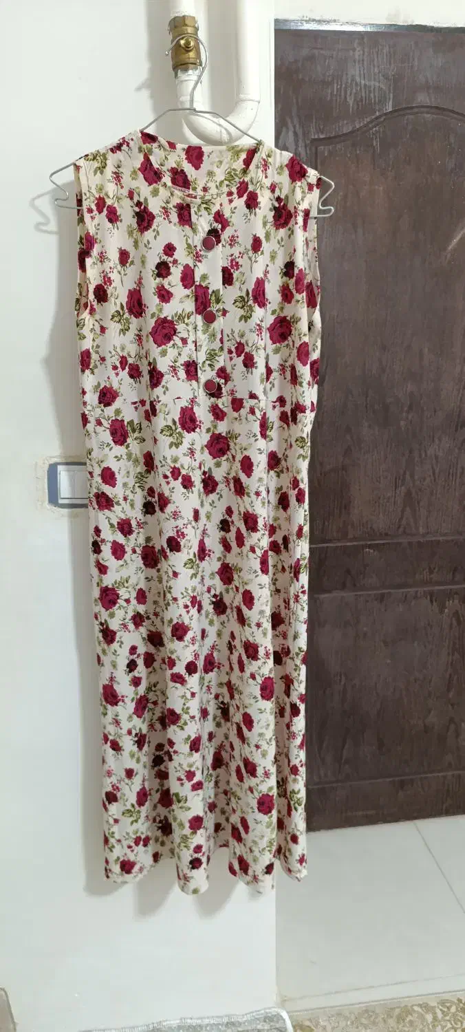 تعدادی لباس زنانه قصرشیرین|لباس|قصرشیرین, |دیوار