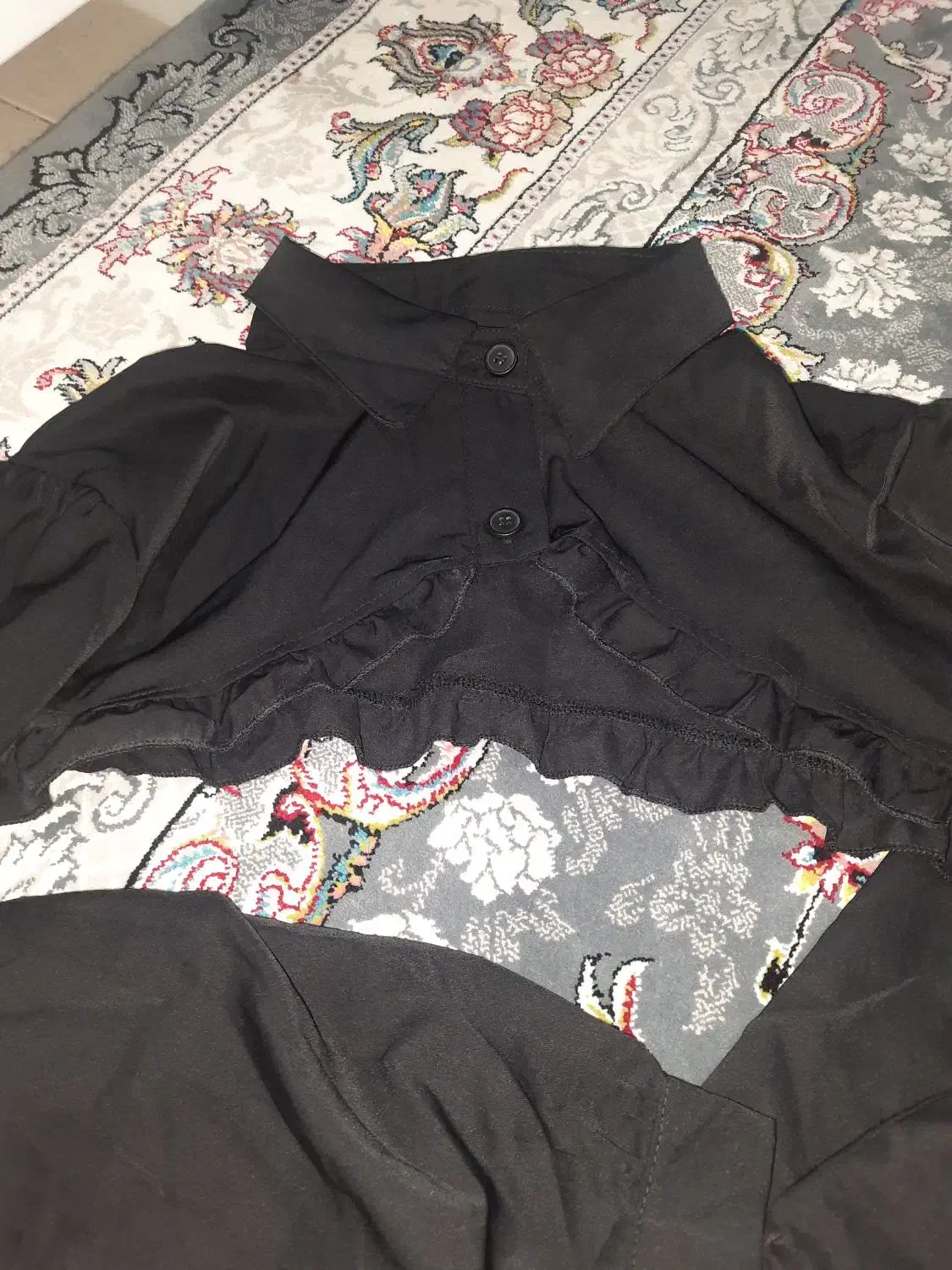 روی لباس|لباس|کرج, حصارک بالا|دیوار