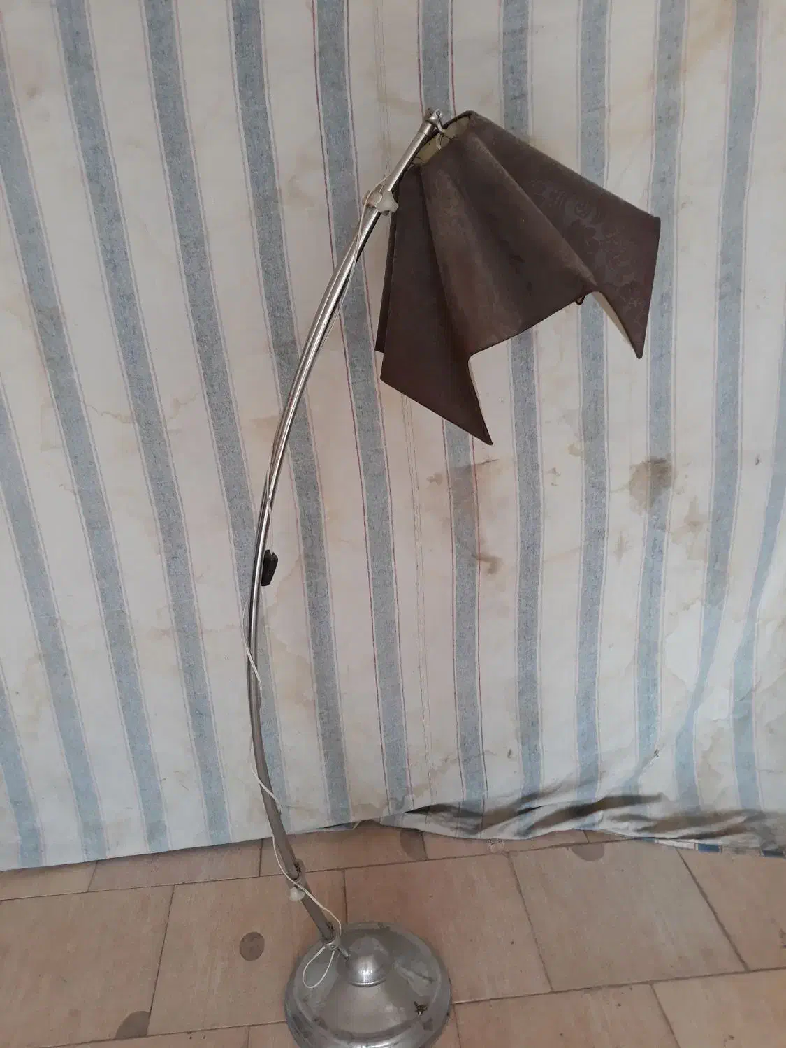 آباژور سالم،بدون استفاده|چراغ خواب و آباژور|یزد, |دیوار