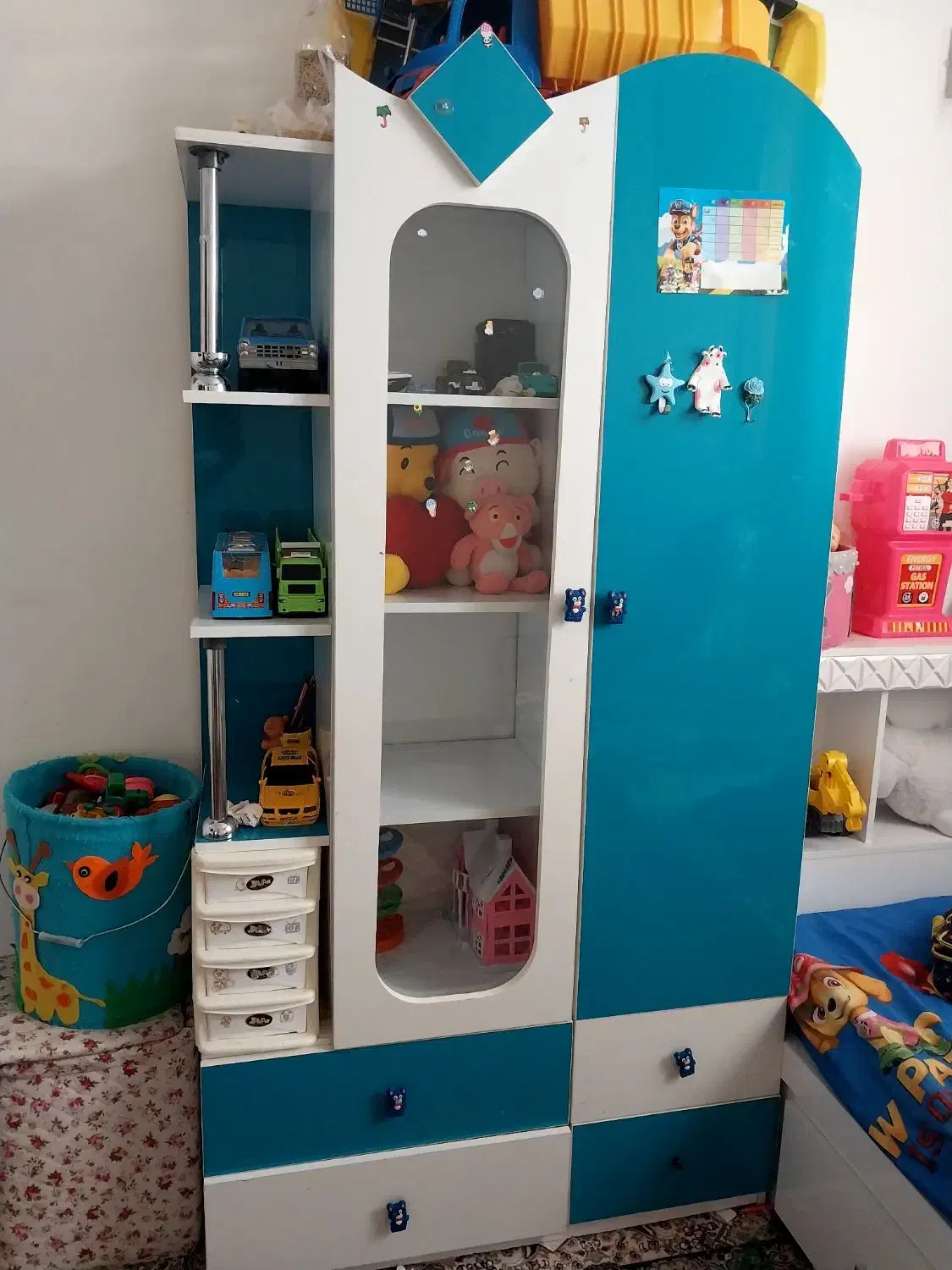 کمد بچه درحد نو|اسباب و اثاث بچه|بیرجند, |دیوار