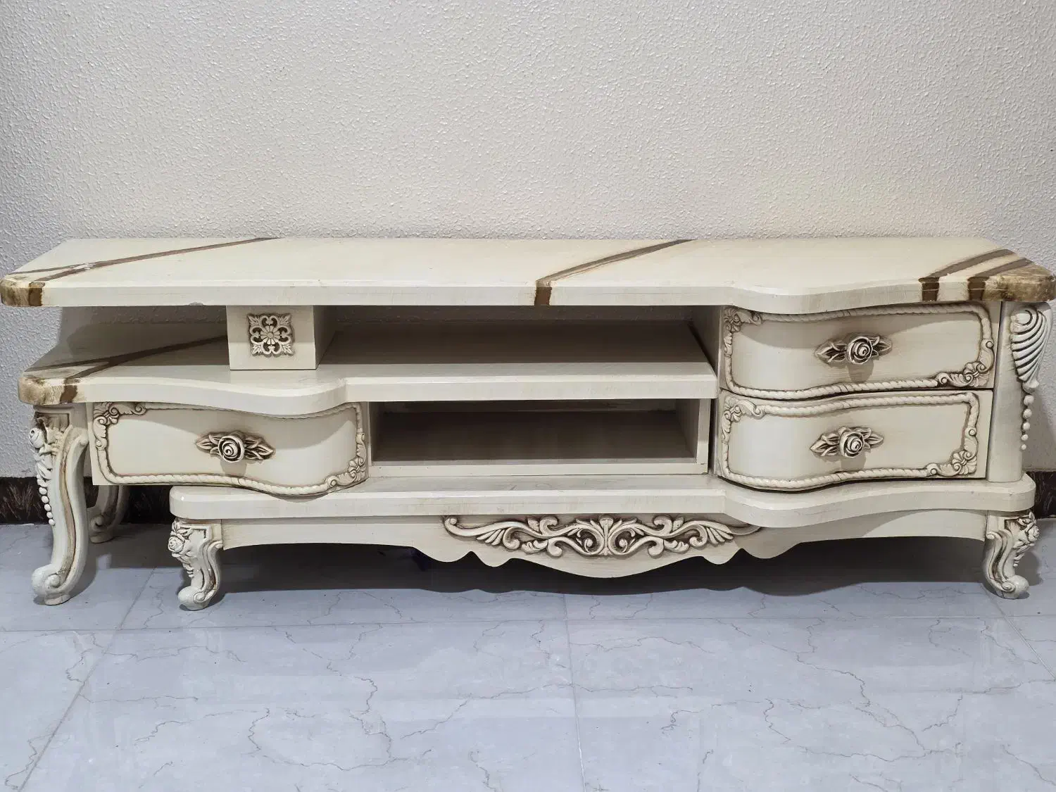 فروشی|میز تلویزیون|شاهین‌شهر, شهرک ردانی پور|دیوار