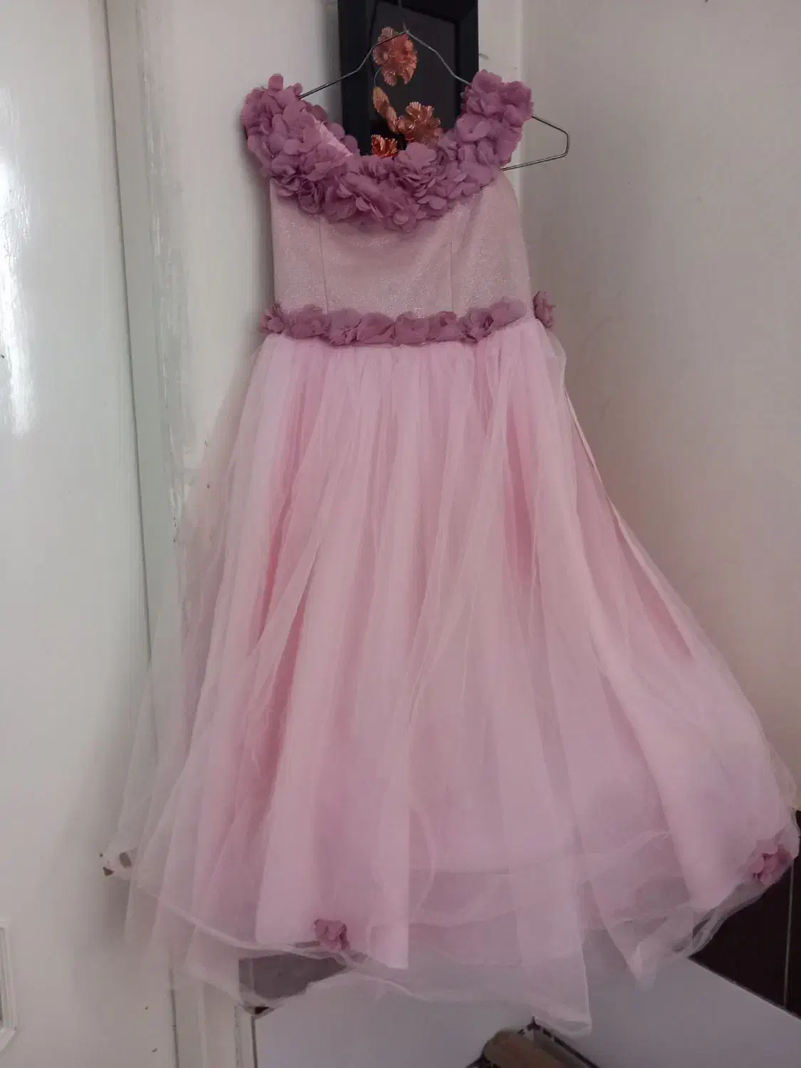 پاچین مجلسی|کفش و لباس بچه|اقبالیه, |دیوار