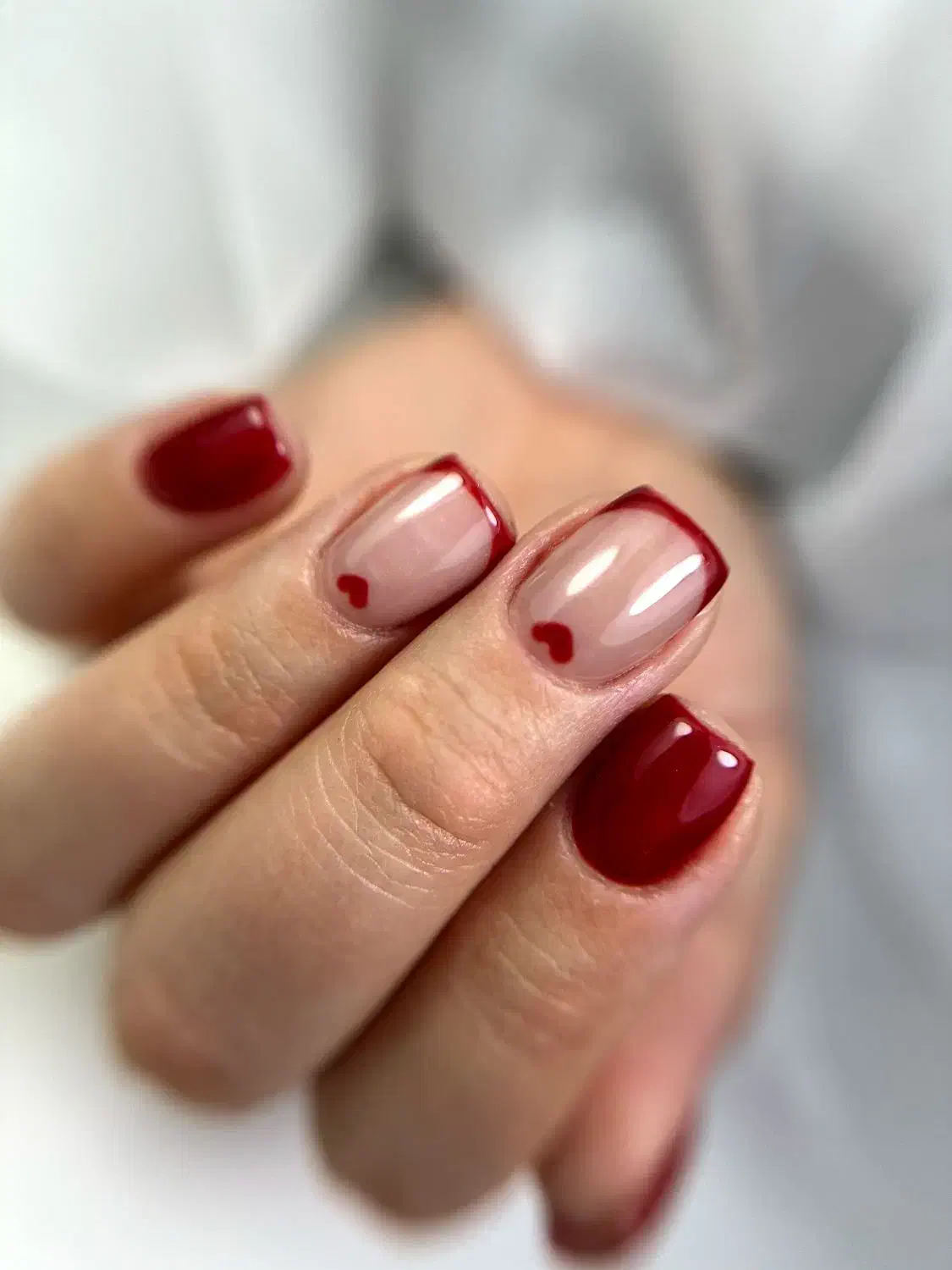 کاشت تخصصی ترمیم لمینت ژلیش ناخن|خدمات آرایشگری و زیبایی|شیراز, پودنک|دیوار