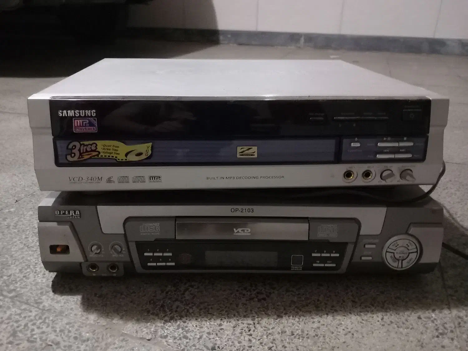 ویدئو سی دی پلیر سامسونگ و اپرا|پخش‌کننده DVD و ویدیو|همدان, |دیوار