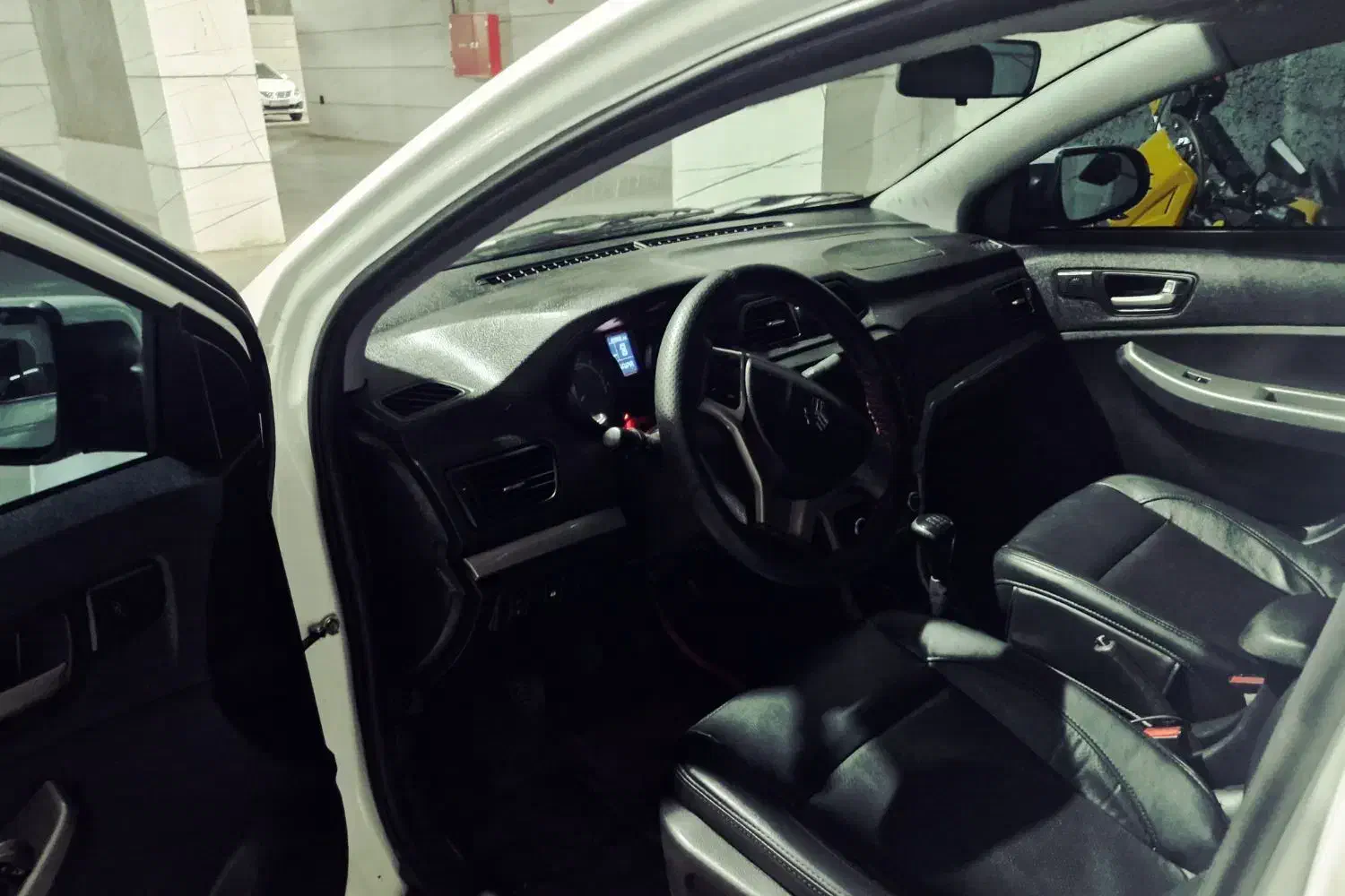 شاهین GL سانروف دار مدل ۴۰۲|خودرو سواری و وانت|قزوین, |دیوار