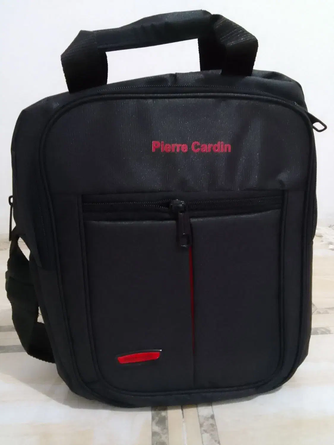 کیف دوشی و بگ|کیف، کفش، کمربند|پرند, فاز ۶|دیوار