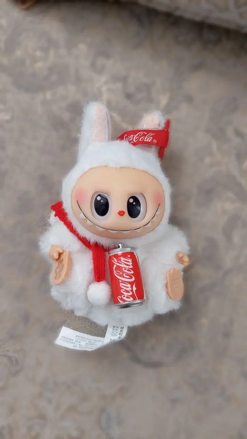 لبوبو|اسباببازی|قائن, |دیوار