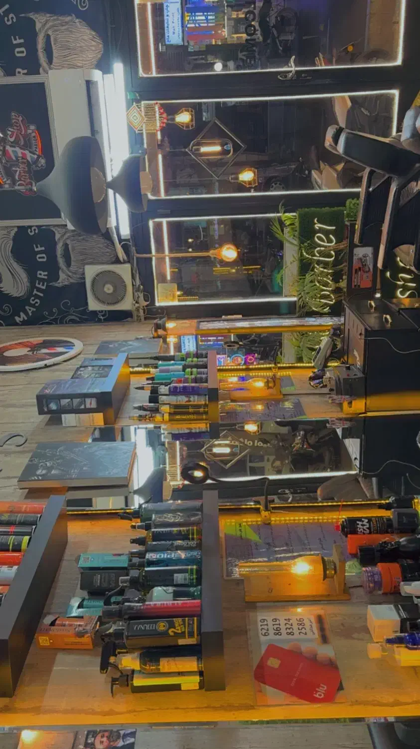 هنر اموز ارایشگری (وردست)|استخدام درمانی، زیبایی، بهداشتی|تهران, اختیاریه|دیوار