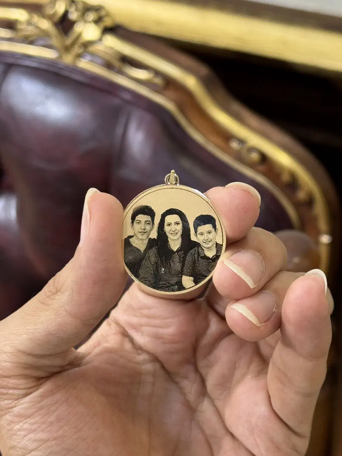 حک چهره، چشم بر روی طلا 18 عیار|جواهرات|تهران, سید خندان (جلفا)|دیوار