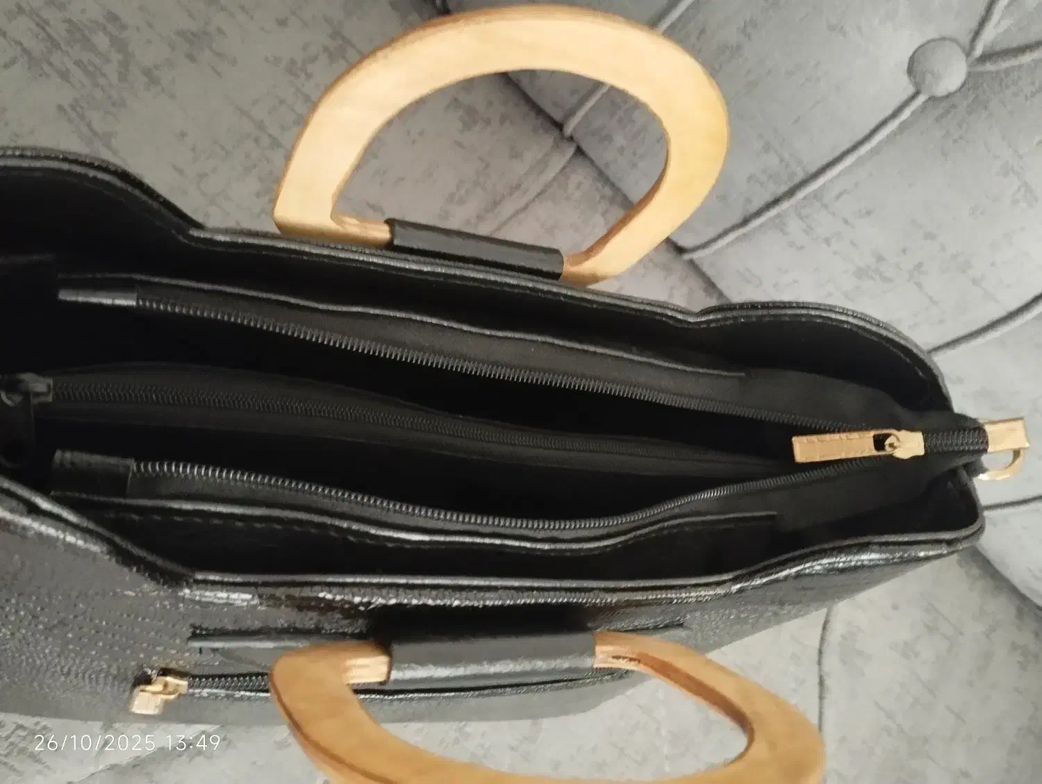 کیف مجلسی|کیف، کفش، کمربند|اشتهارد, |دیوار