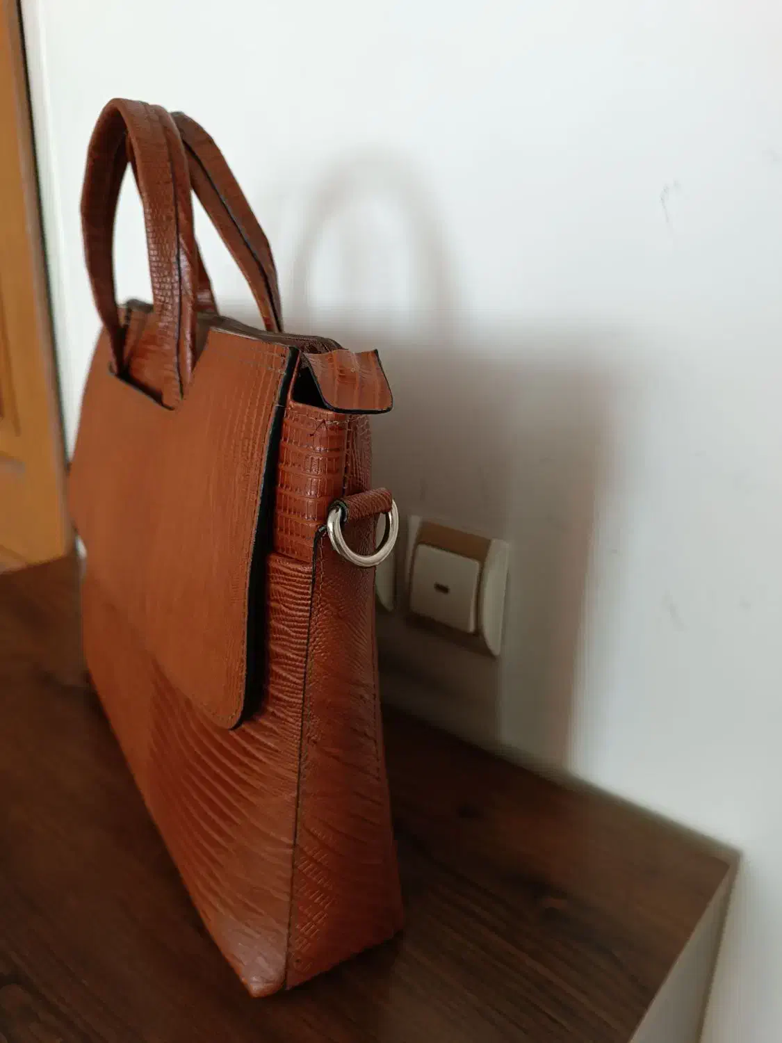 کیف اداری|کیف، کفش، کمربند|تهران, دبستان|دیوار