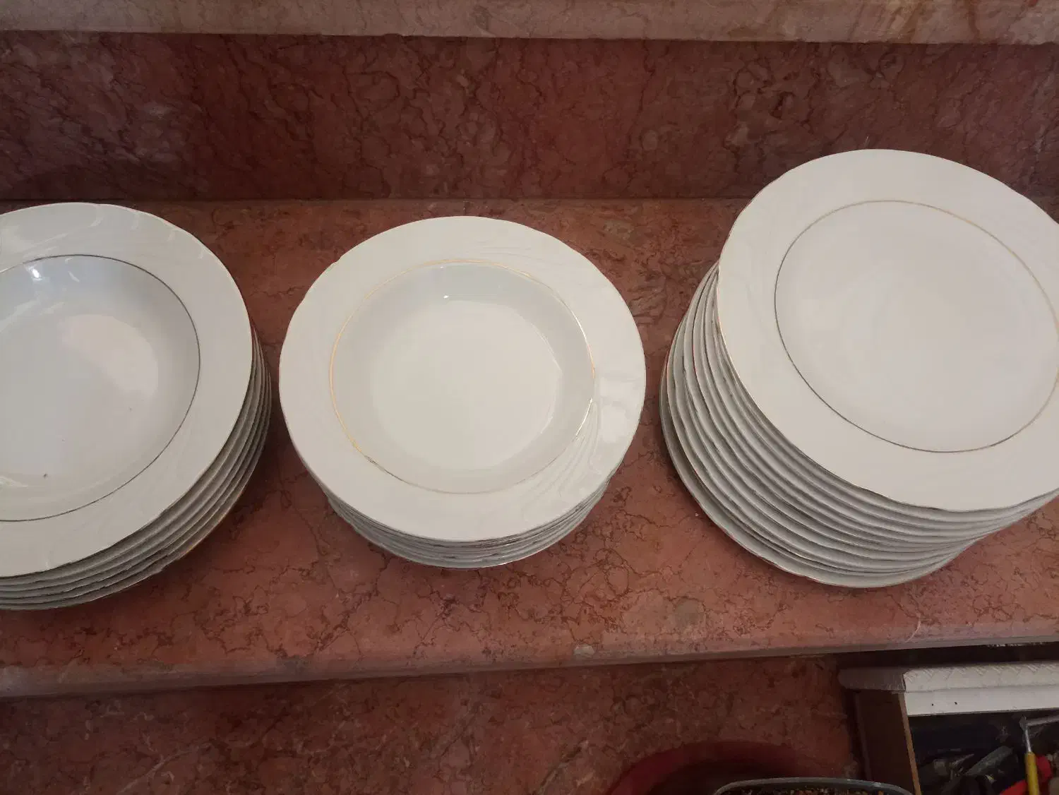 چینی|ظروف سرو و پذیرایی|مشهد, زیرکن|دیوار