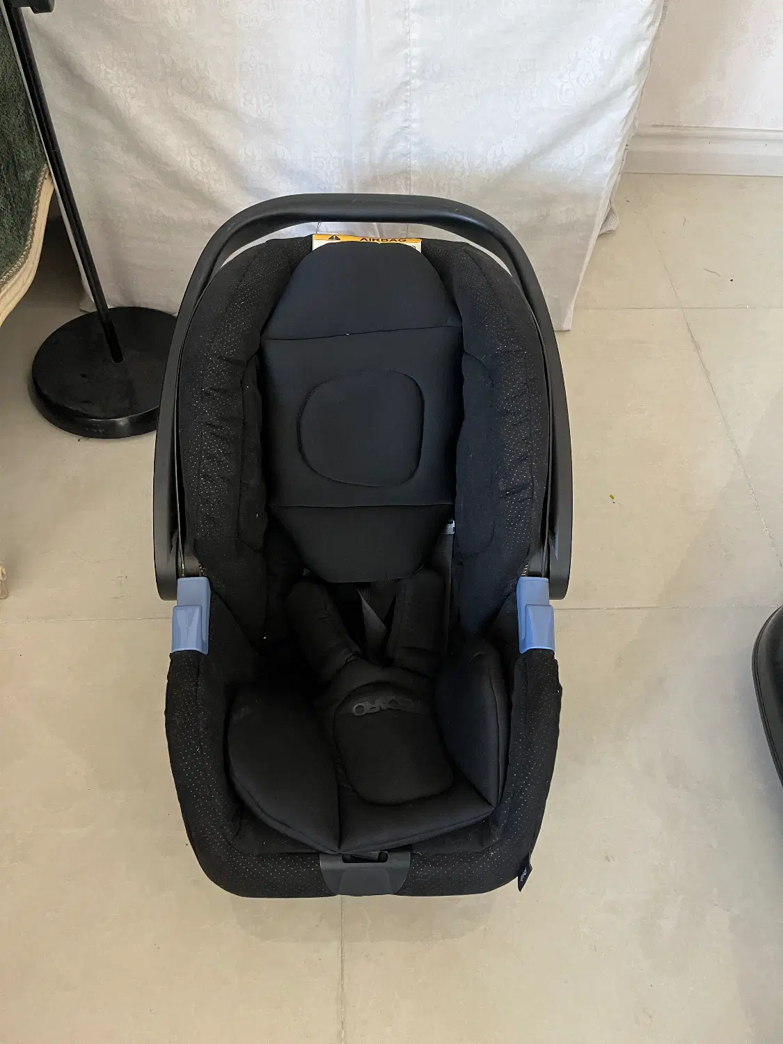 صندلی ماشین و کرییر مارک recaro|تخت و صندلی بچه|اهواز, کوی جانبازان(دانش)|دیوار