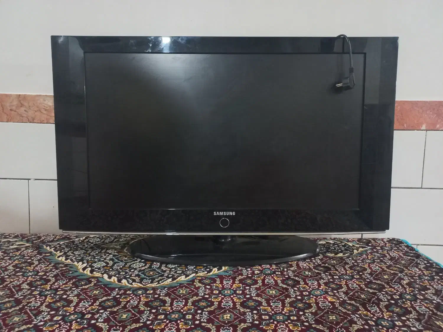 تلویزیون|تلویزیون و پروژکتور|اراک, |دیوار