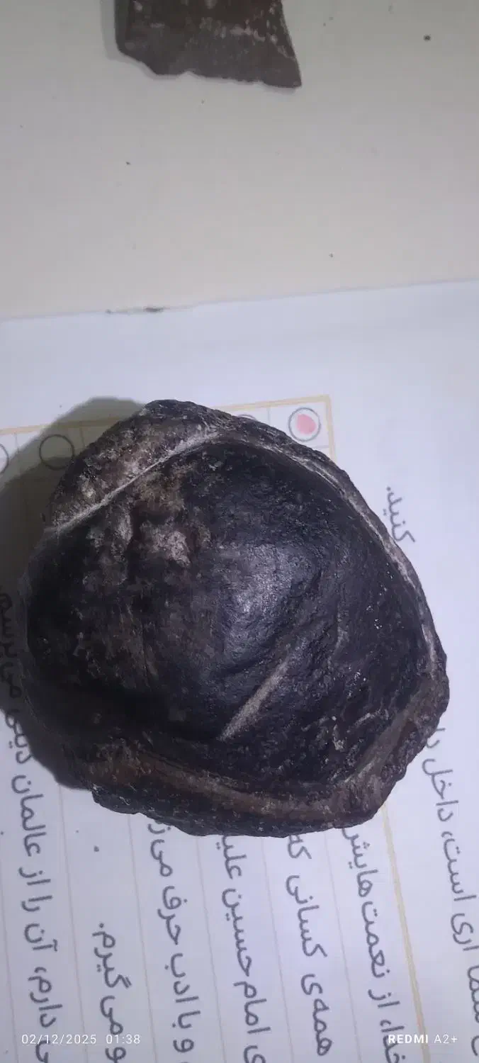 سنگ مشکوک به شهاب سنگ الماس|جواهرات|چناران, |دیوار