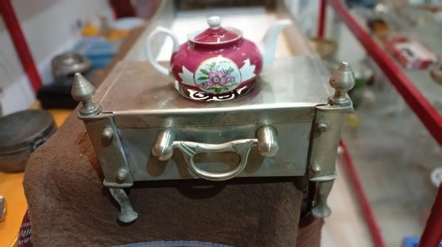 بزرگترین منقل ورشو در ایران|کلکسیون اشیاء عتیقه|بروجرد, |دیوار