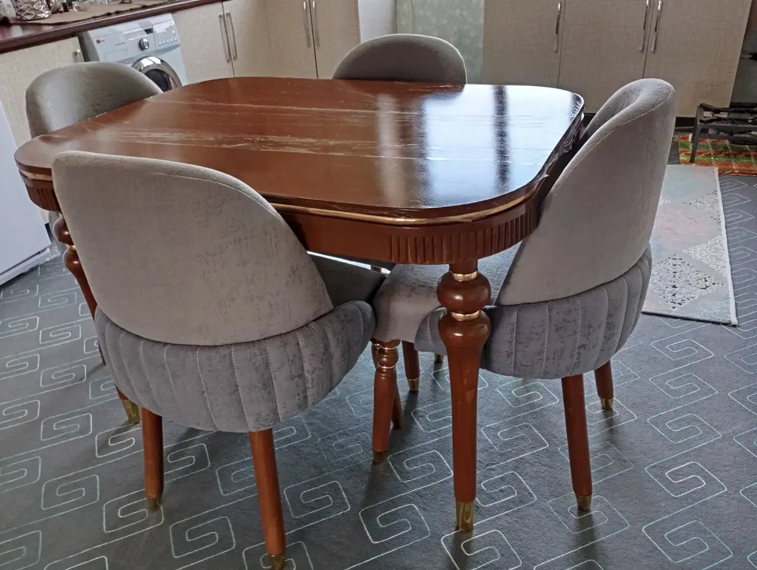 میز غذا خوری نو|میز و صندلی غذاخوری|قروه, |دیوار