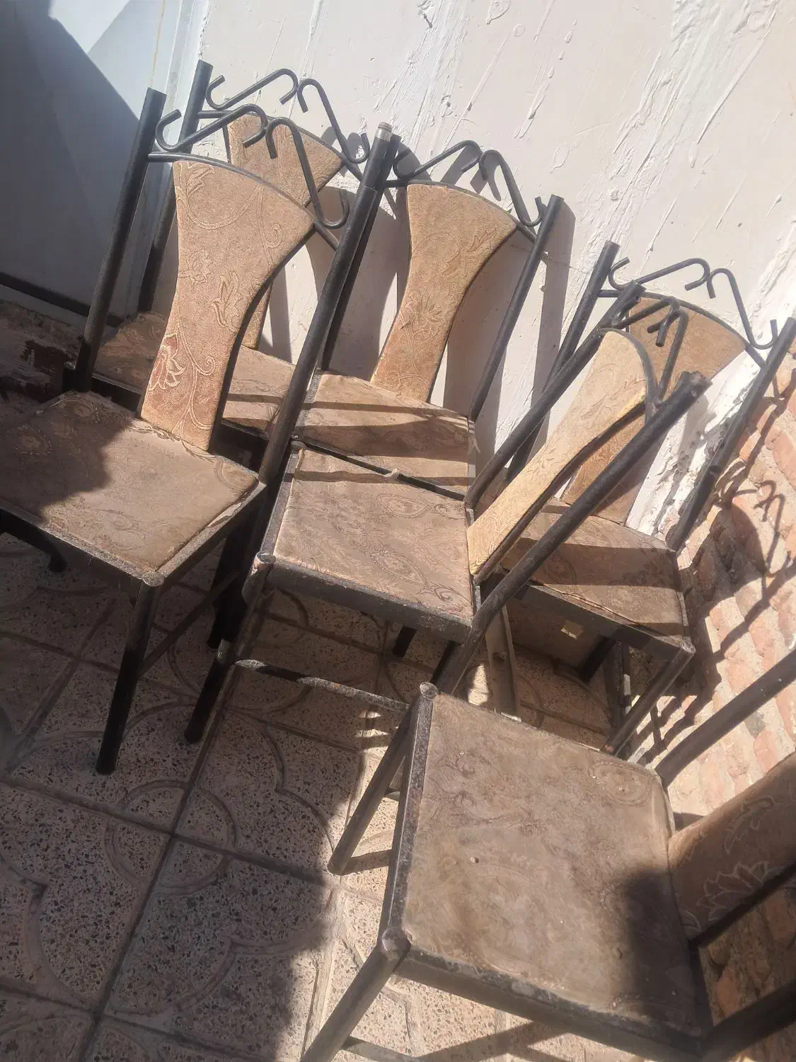 صندلی|صندلی و نیمکت|اردبیل, |دیوار