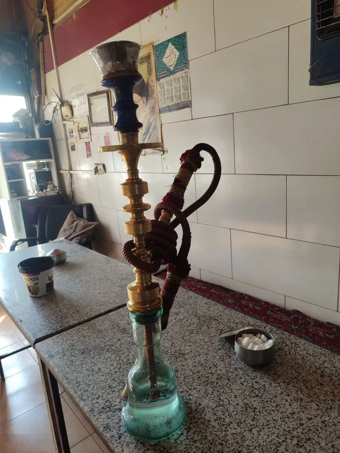 یک عدد قلیون سنگین سالم بفروش میرسد برنجی توپر|کلکسیون و سرگرمی|نسیمشهر, |دیوار