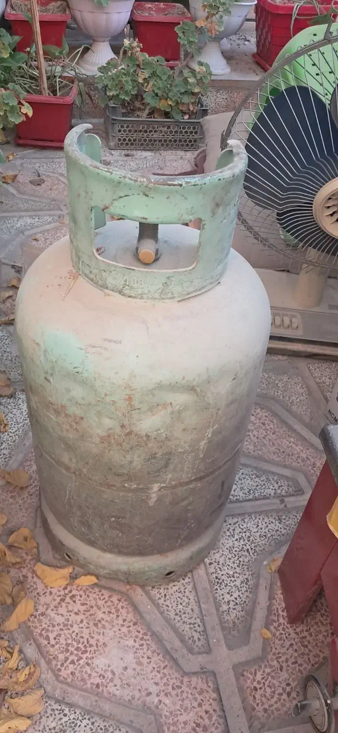 بخاری وکپسول گاز سالم|بخاری، هیتر، شومینه|فلاورجان, |دیوار