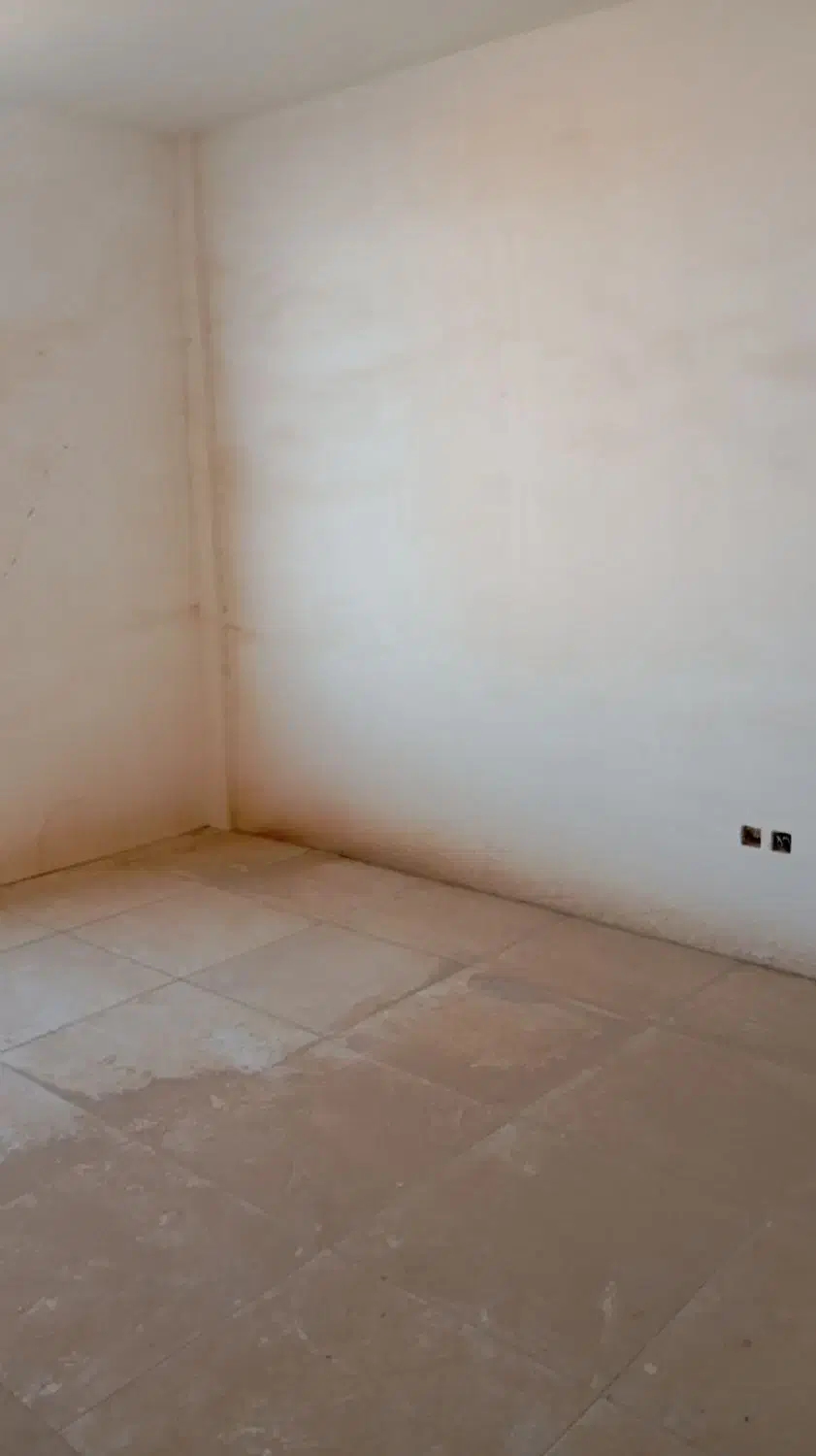 فروش ملک ۹۰متذی طبقه سه بصورت خام|فروش آپارتمان|بندر امام خمینی, |دیوار