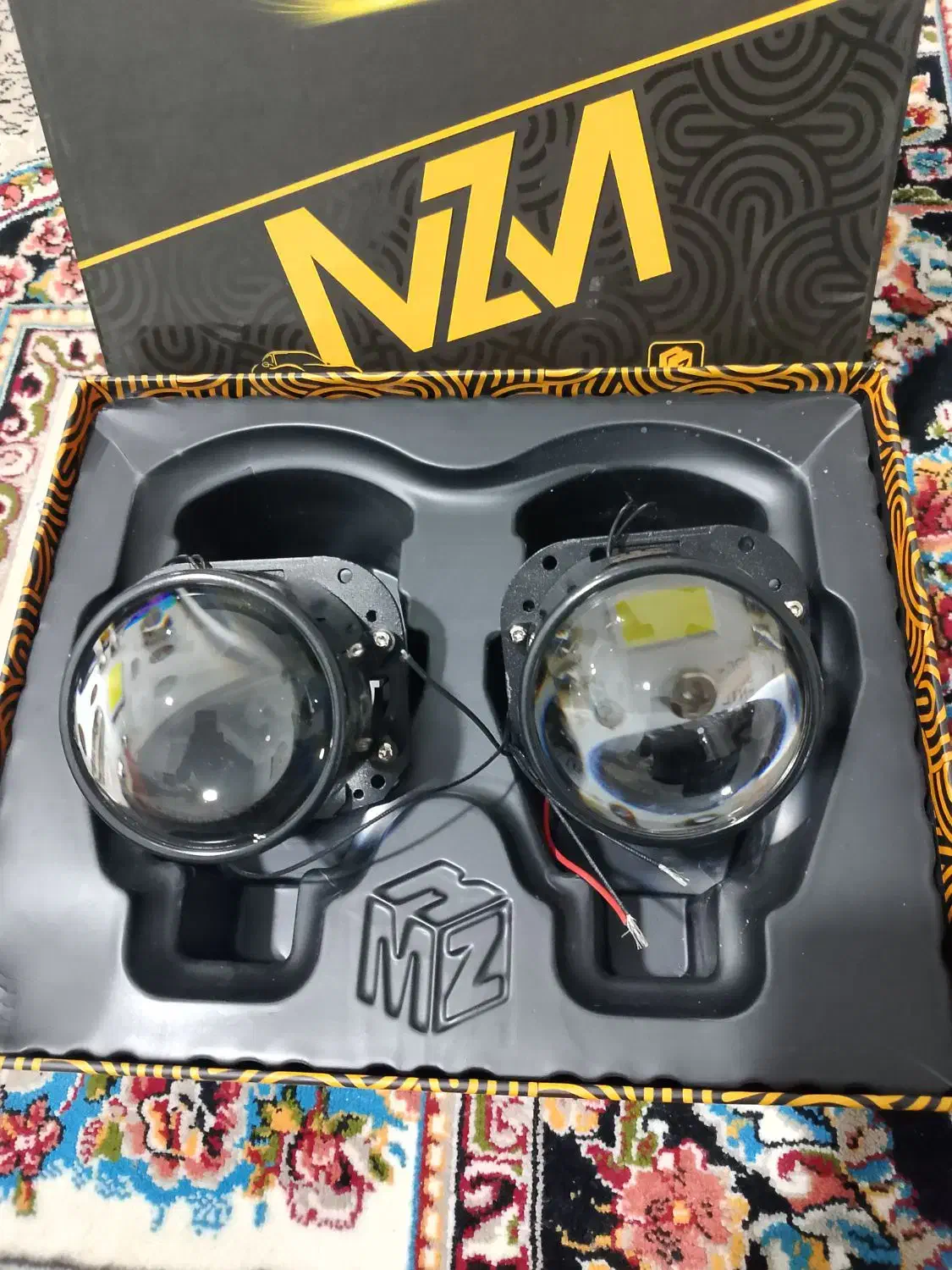 لنز چراغ اسپرت پارس هدرز سنتر اگزوز بنزی چراغ عقب|قطعات یدکی و لوازم جانبی|خاش, |دیوار