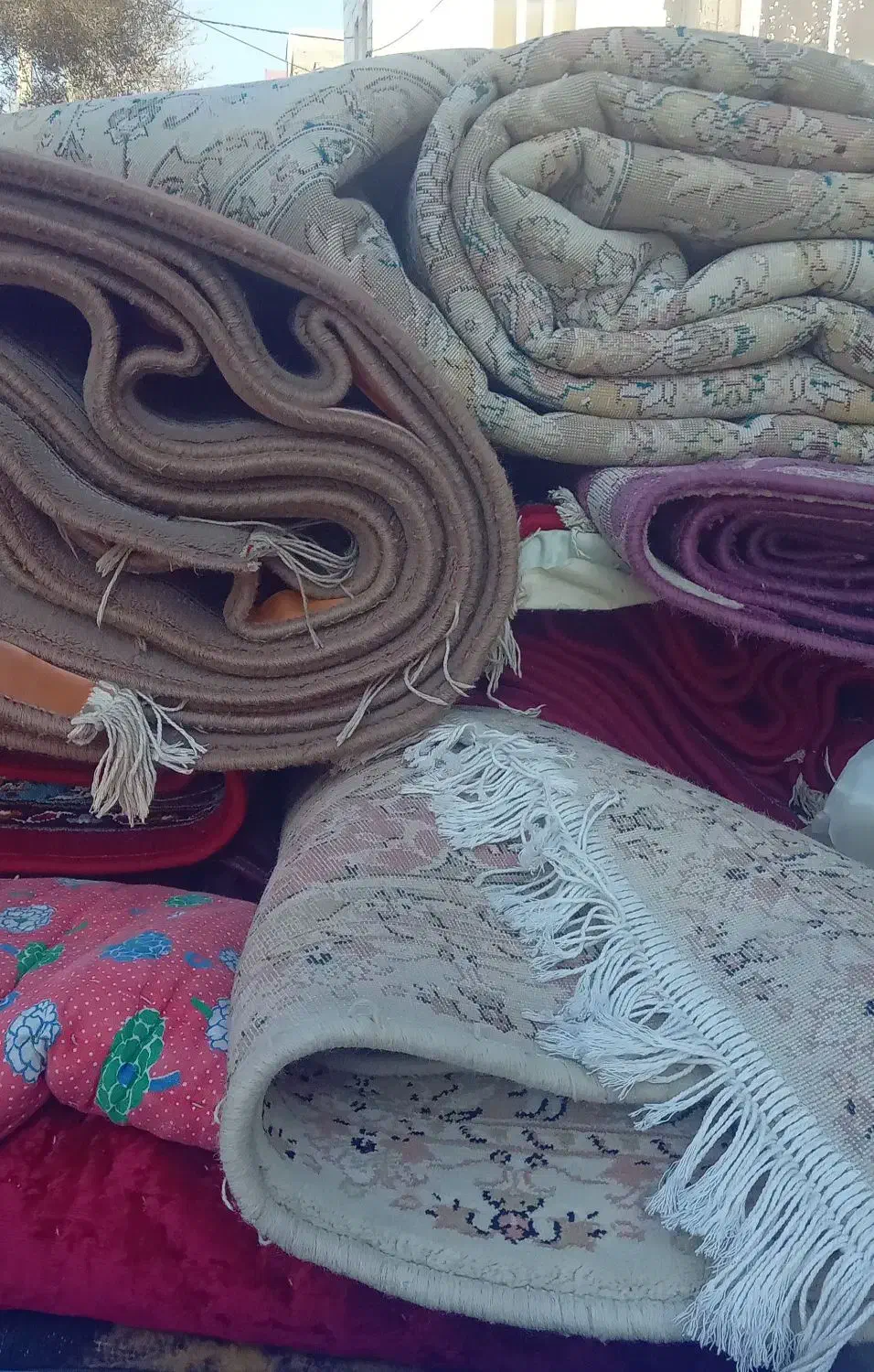 فرش ۱۲ متری ۹و۶ متری تک وجفت موجوده قیمت مناسب|فرش|ماهدشت, |دیوار
