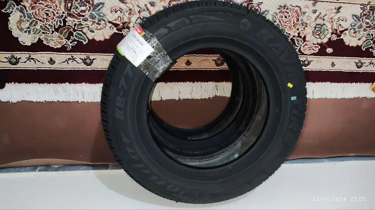 یک جفت لاستیک کویر205رینگ14|قطعات یدکی و لوازم جانبی|صومعهسرا, |دیوار