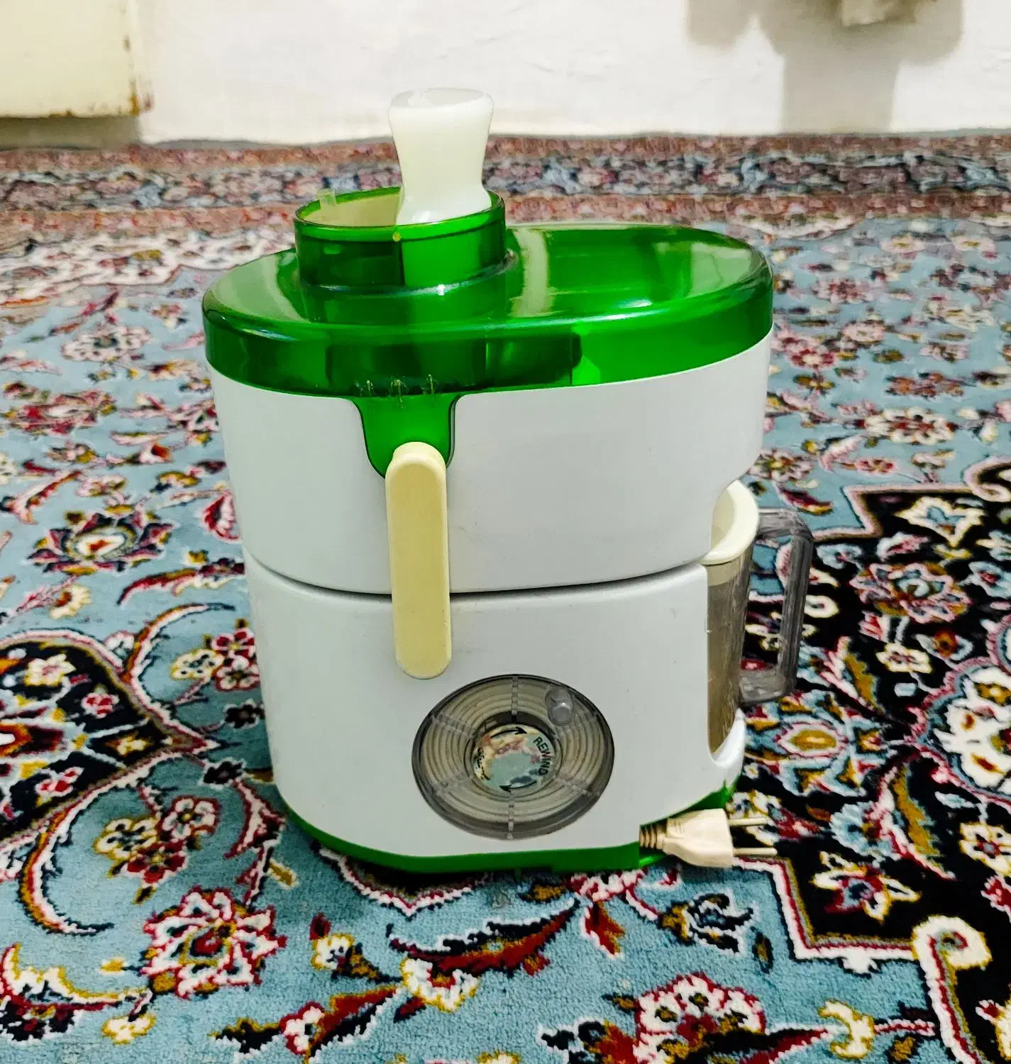 ابمیوه گیری توشیبا  اصلی موتور بزرگ|آبمیوه‌گیر و آب‌مرکبات‌گیر|سنندج, |دیوار