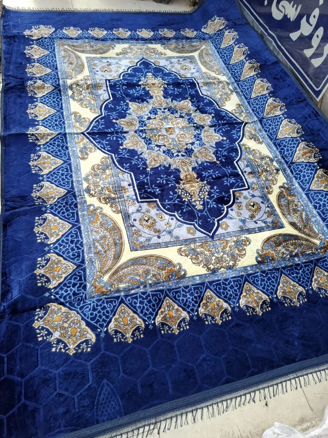 انواع رو فرشی ، زیر سفره، پتو فرش و قالیچه ترک|روفرشی|اهواز, نادری|دیوار