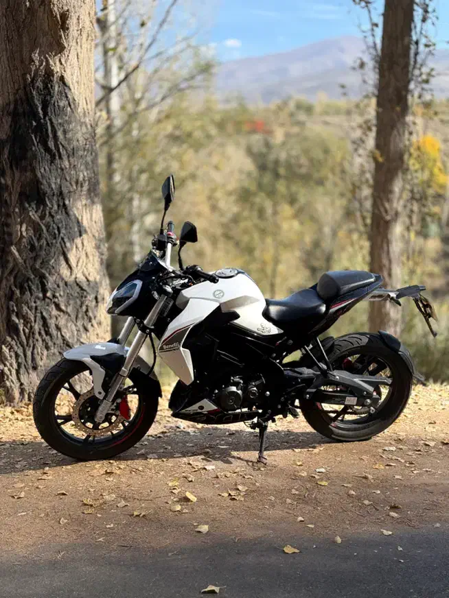 بنلی ۱۸۰ کم کارکرد تمیز|موتورسیکلت|مشگین شهر, |دیوار