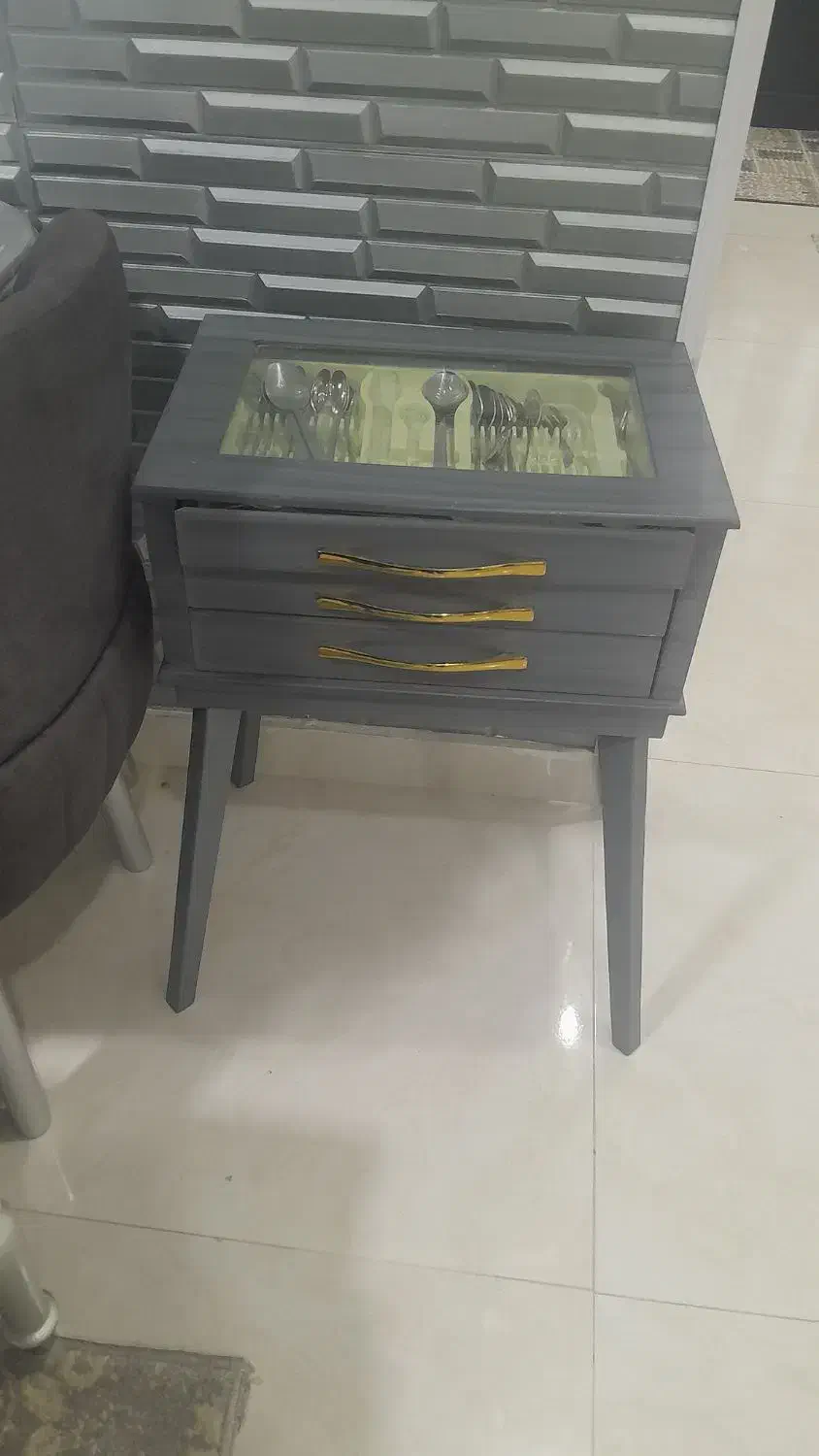 نو است فقط قاشق گذاشتم جهیزیه ام است|ظروف سرو و پذیرایی|پارسآباد, |دیوار