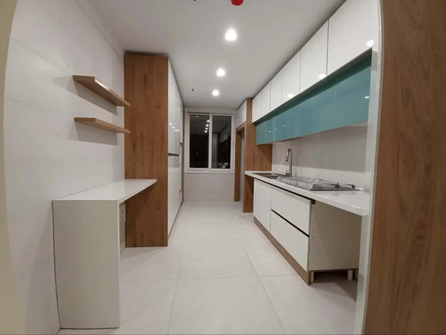 ۱۵۵ متری، کلید نخورده، شیک