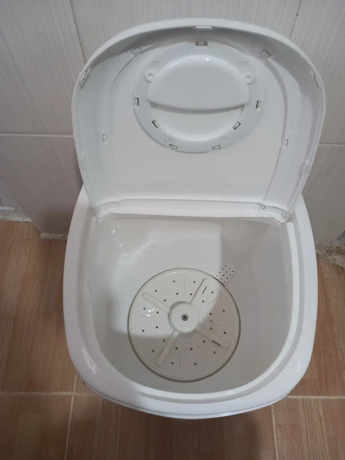 کهنه شور|ماشین لباسشویی و خشک‌کن لباس|اسلام‌‌آباد غرب, |دیوار