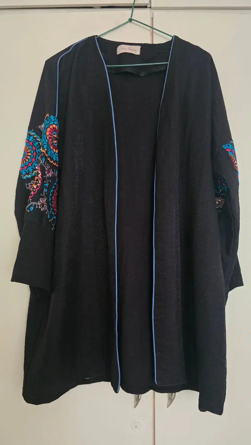 انواع مانتو و بارونی جنس خیلی خوب و خوش قیمت|لباس|کرج, گوهردشت|دیوار