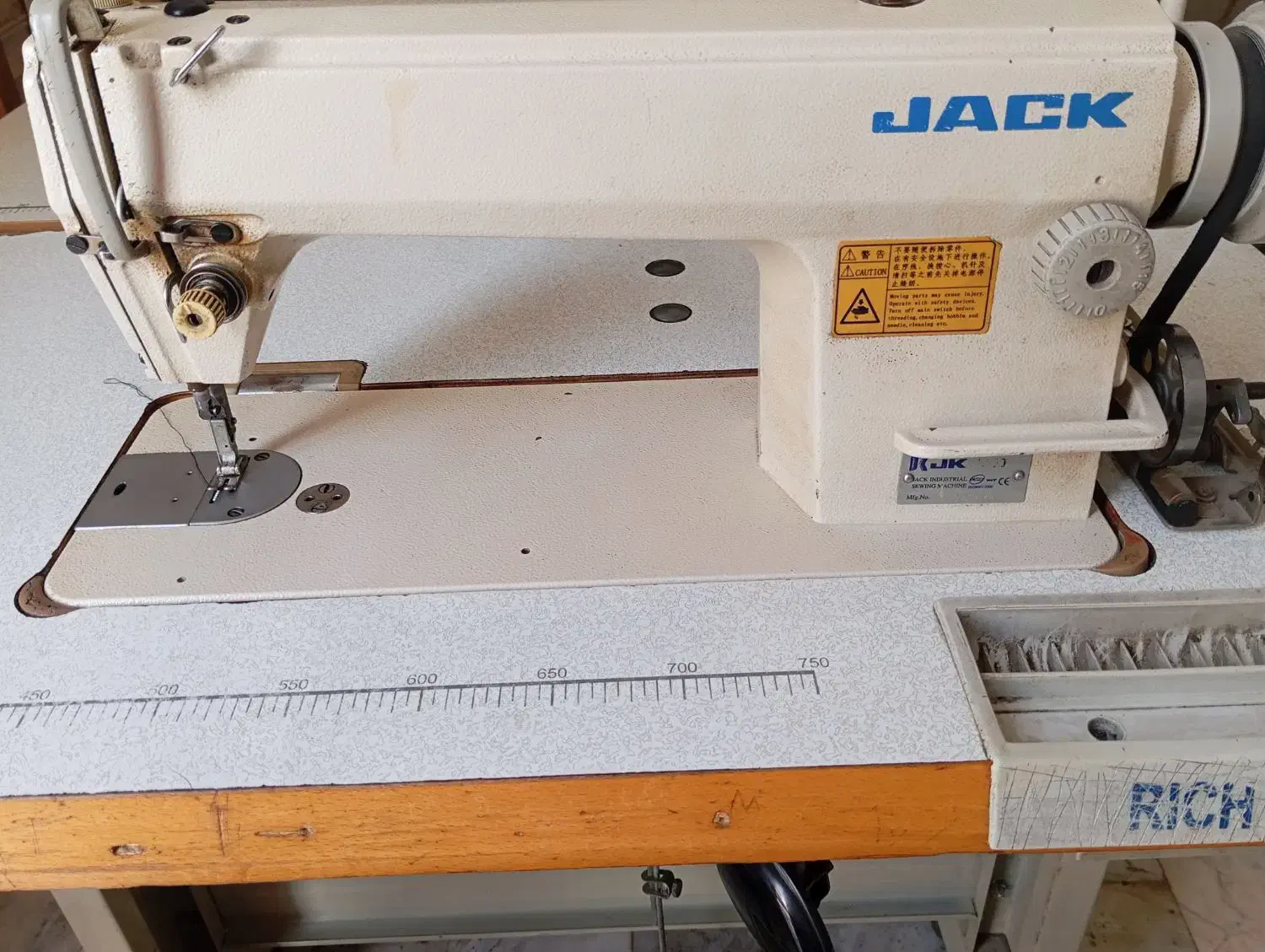 فروشی چرخ صنعتی|چرخ خیاطی و ریسندگی|گالیکش, |دیوار