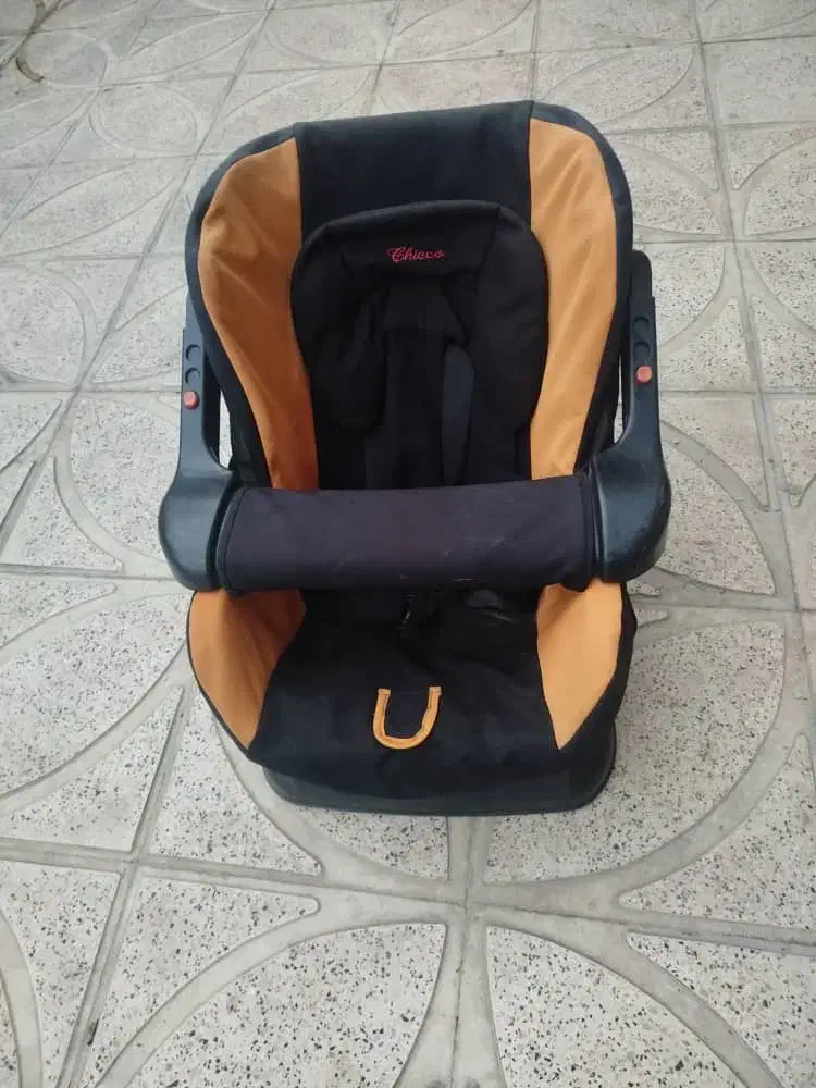 صندلی ماشین|تخت و صندلی بچه|تهران, خلیج فارس|دیوار