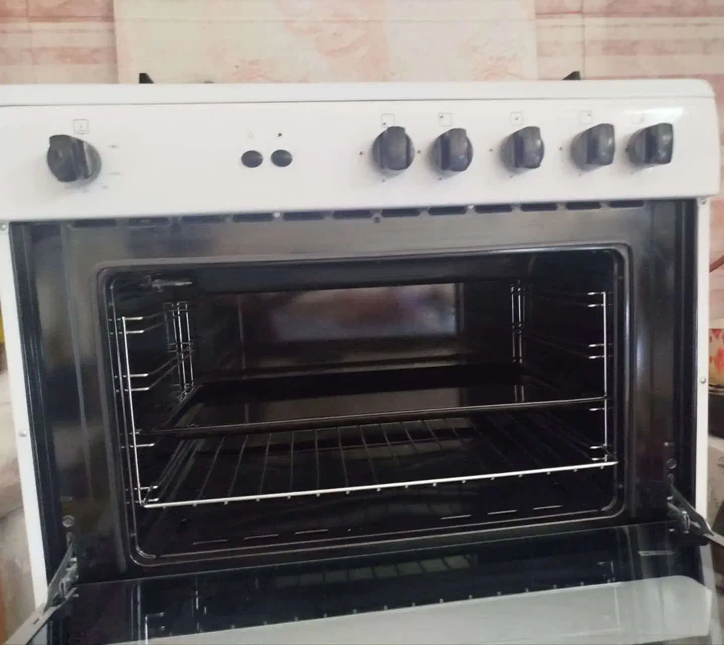 لباسشویی و فرگاز BOST|ماشین لباسشویی و خشک‌کن لباس|دهاقان, |دیوار