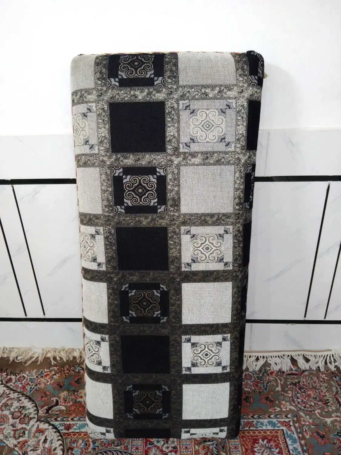 5 عدد پشتی|پشتی|دزفول, |دیوار