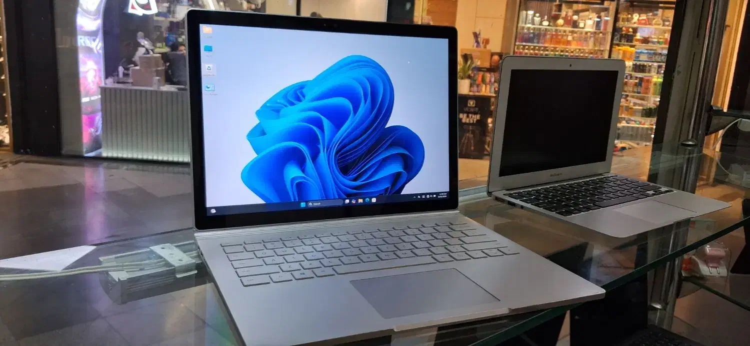 Microsoft SurfaceBook1703|رایانه همراه|تهران, فلسطین (میدان انقلاب)|دیوار