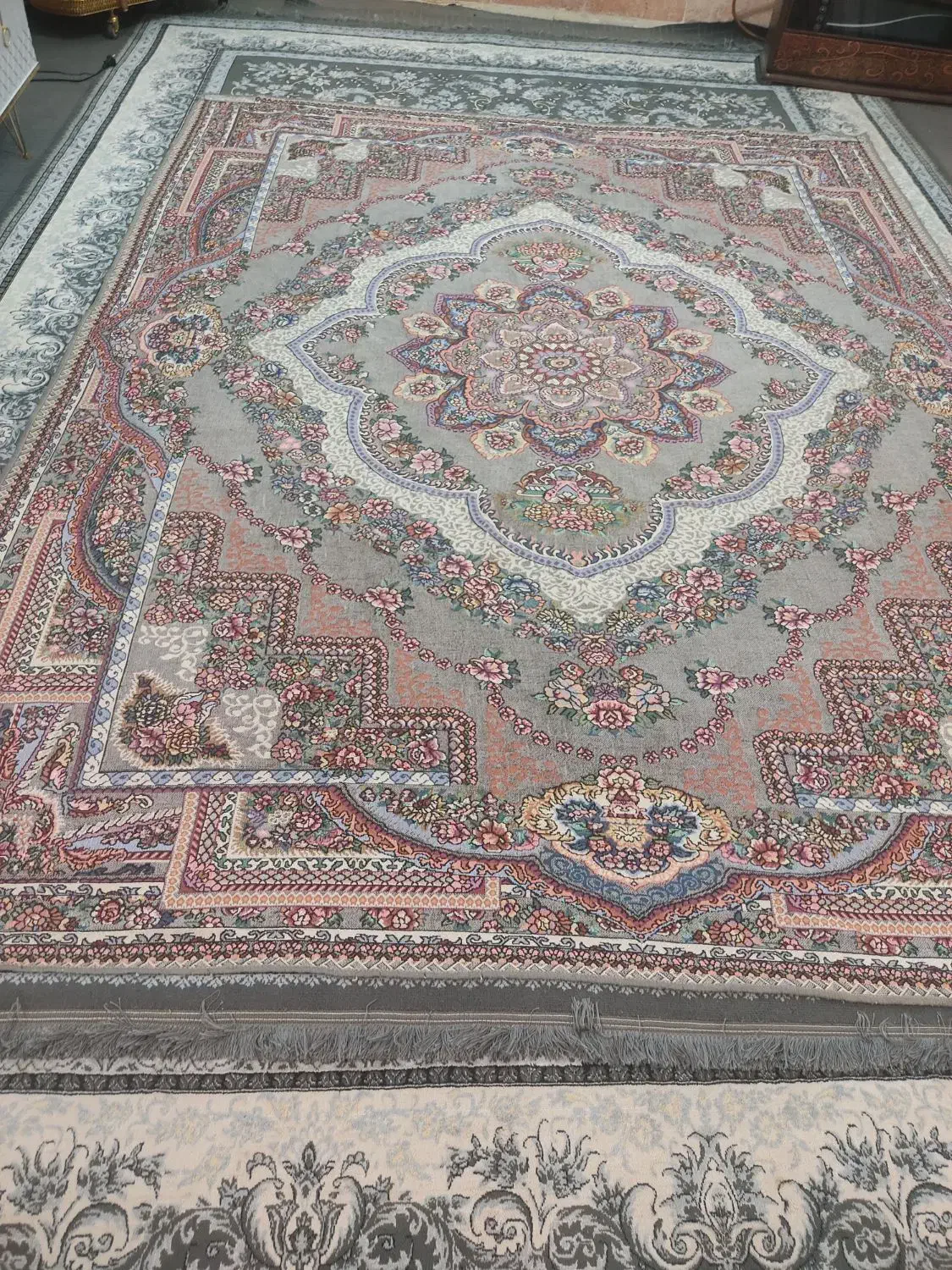 روفرشی|روفرشی|تربت جام, حافظ|دیوار