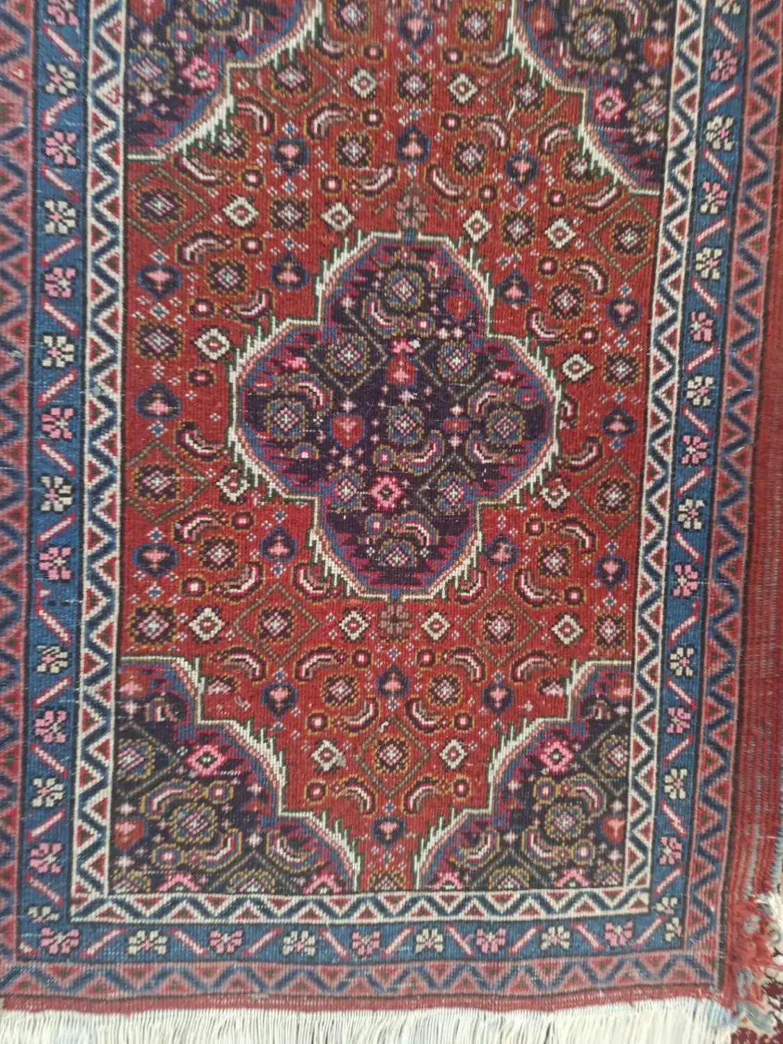 فرش پادری ریزه ماهی|فرش|اسلام آباد, |دیوار