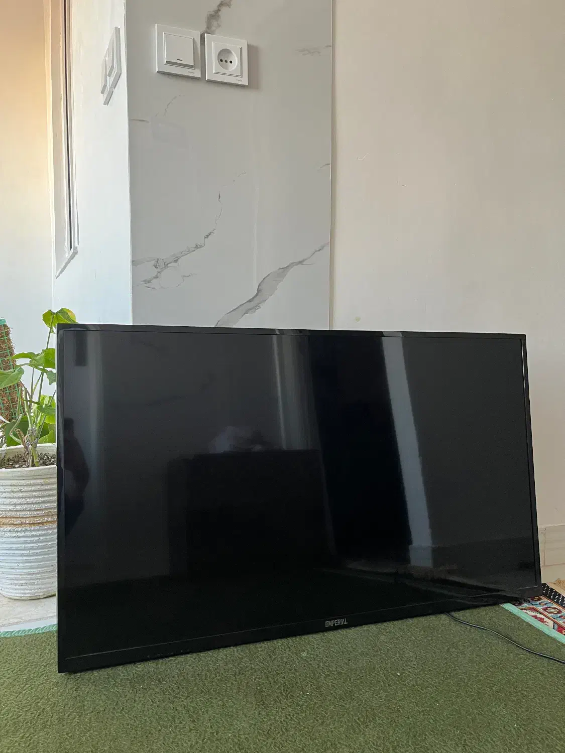 تلویزیونLED امپریال آلمانی۴۳|تلویزیون و پروژکتور|رشت, سلیمانداراب|دیوار