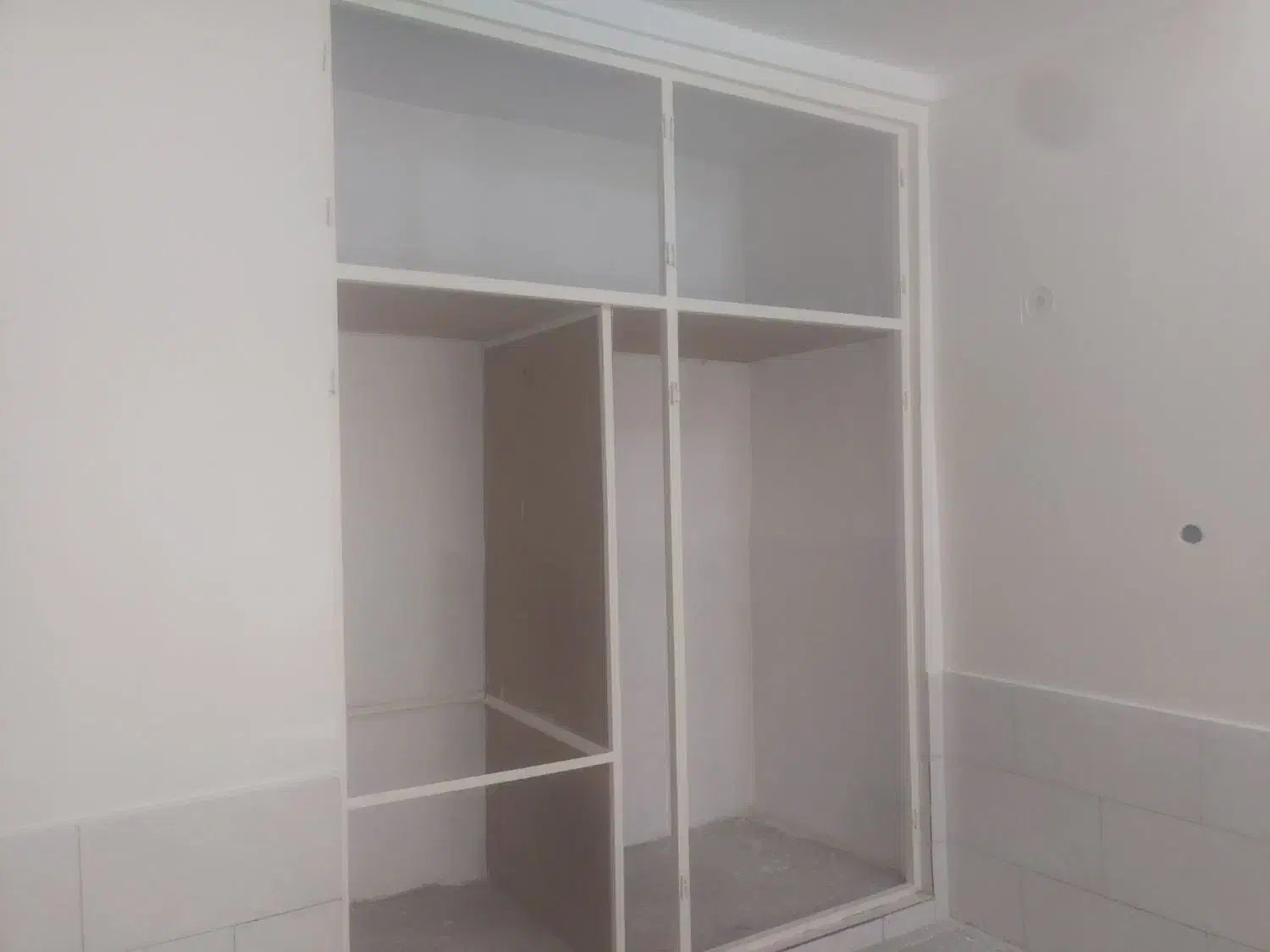 نقاشی و تغییر دکوراسیون|خدمات پیشه و مهارت|اندیشه, اندیشه فاز ۱|دیوار