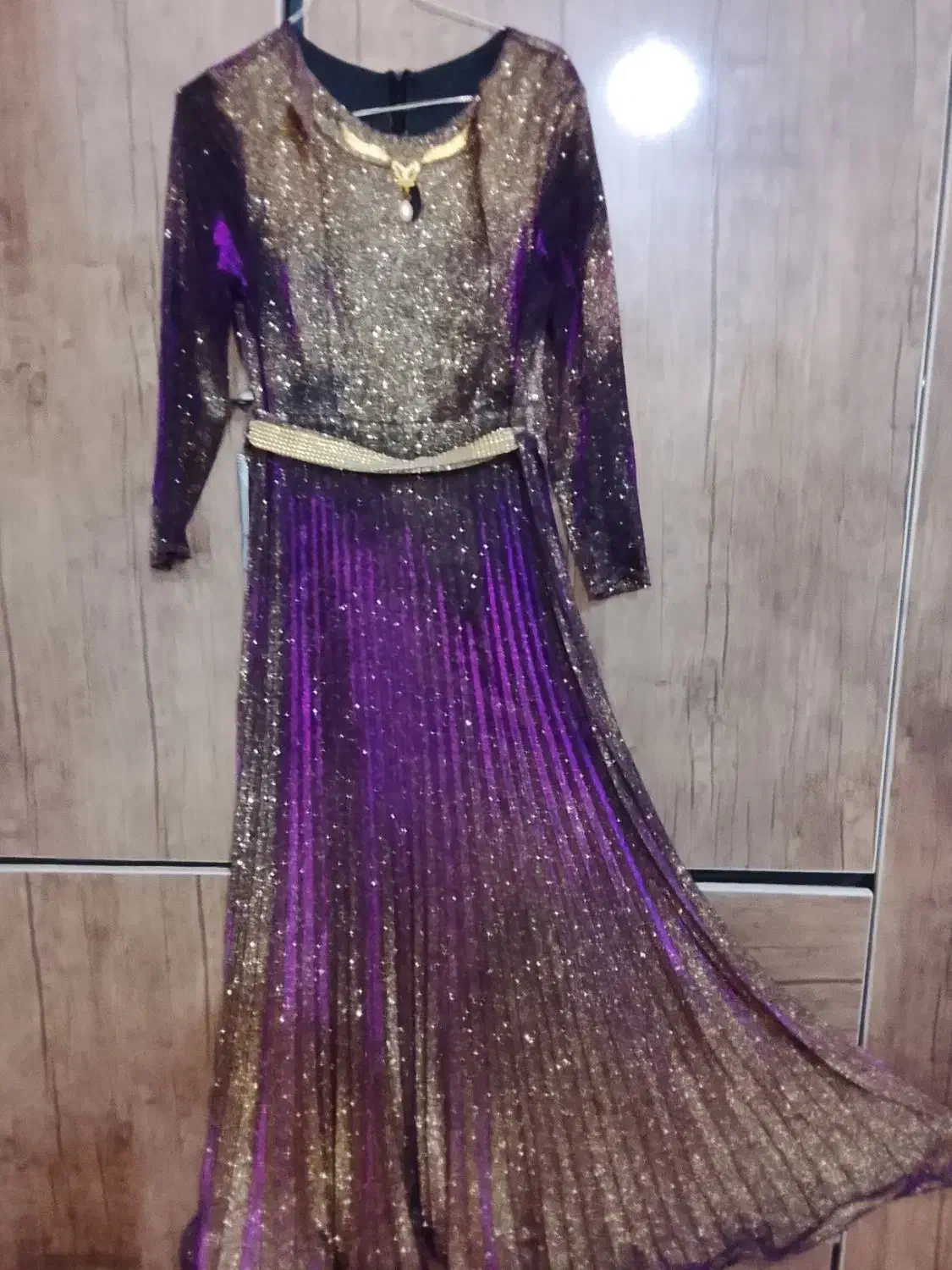 لباس مجلسی|لباس|شوشتر, |دیوار