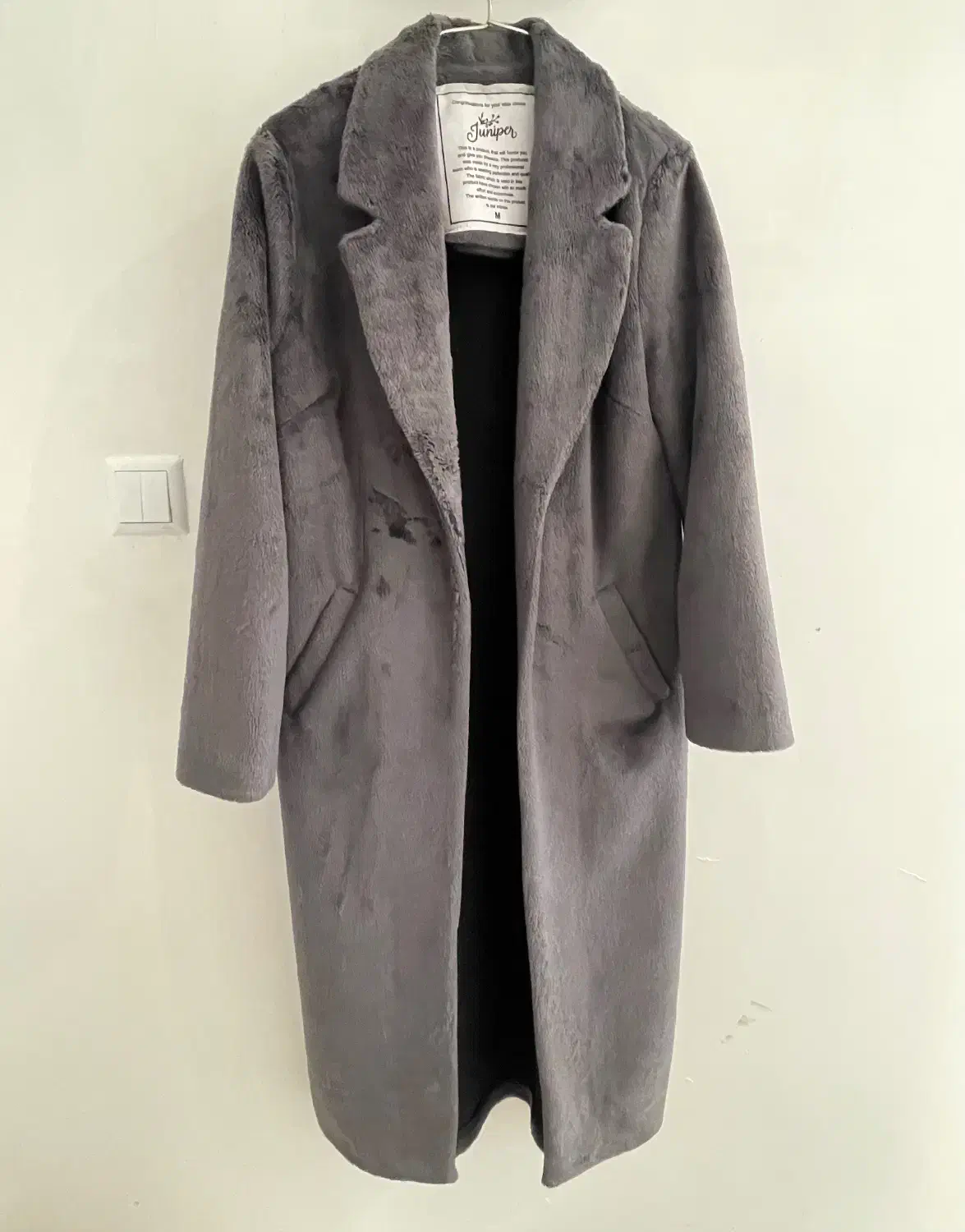 پالتو بلند|لباس|هشتگرد, فاز ۱ مهستان|دیوار