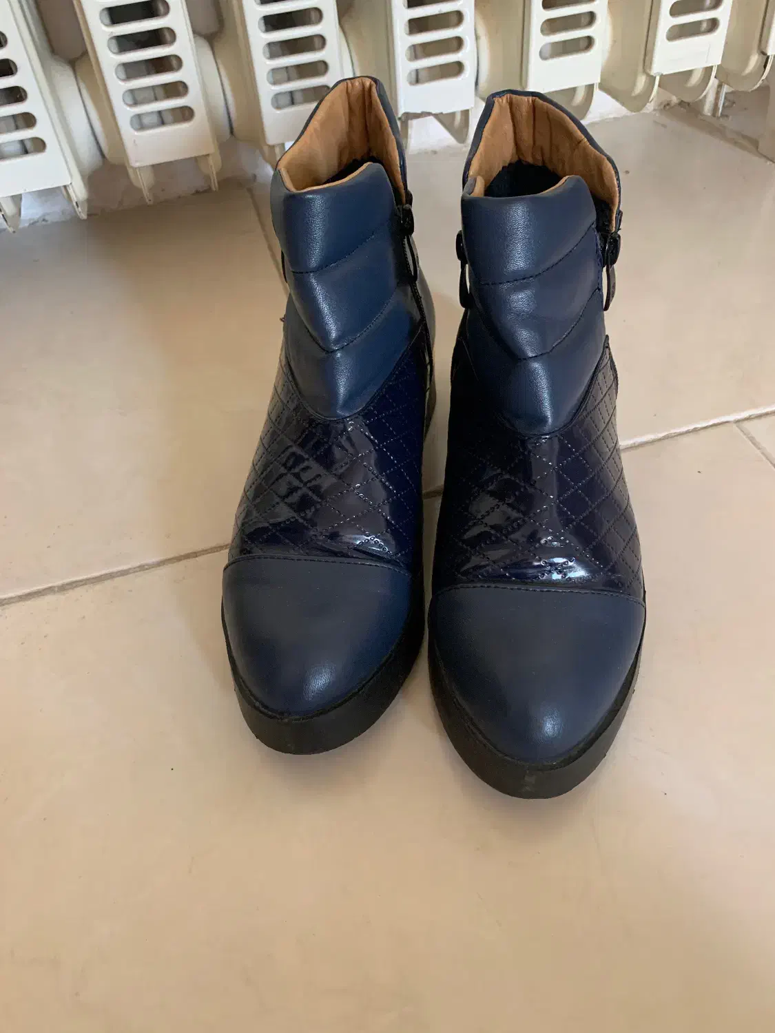 نیم بوت زیبا چرم زنانه|کیف، کفش، کمربند|تهران, تهرانپارس جنوبی|دیوار