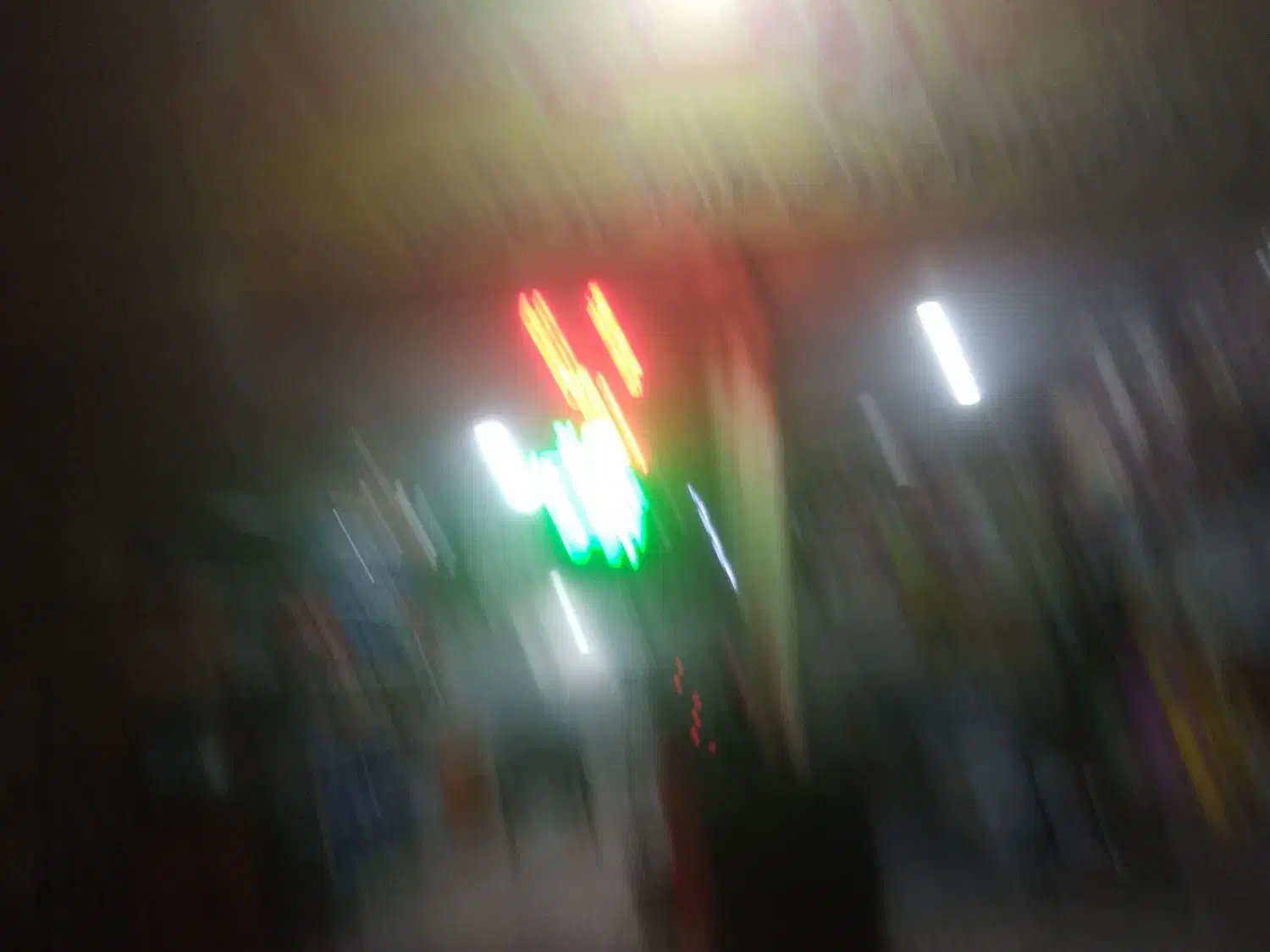 شاگرد تعویض روغنی|استخدام صنعتی، فنی، مهندسی|مشهد, شهرک بهارستان|دیوار