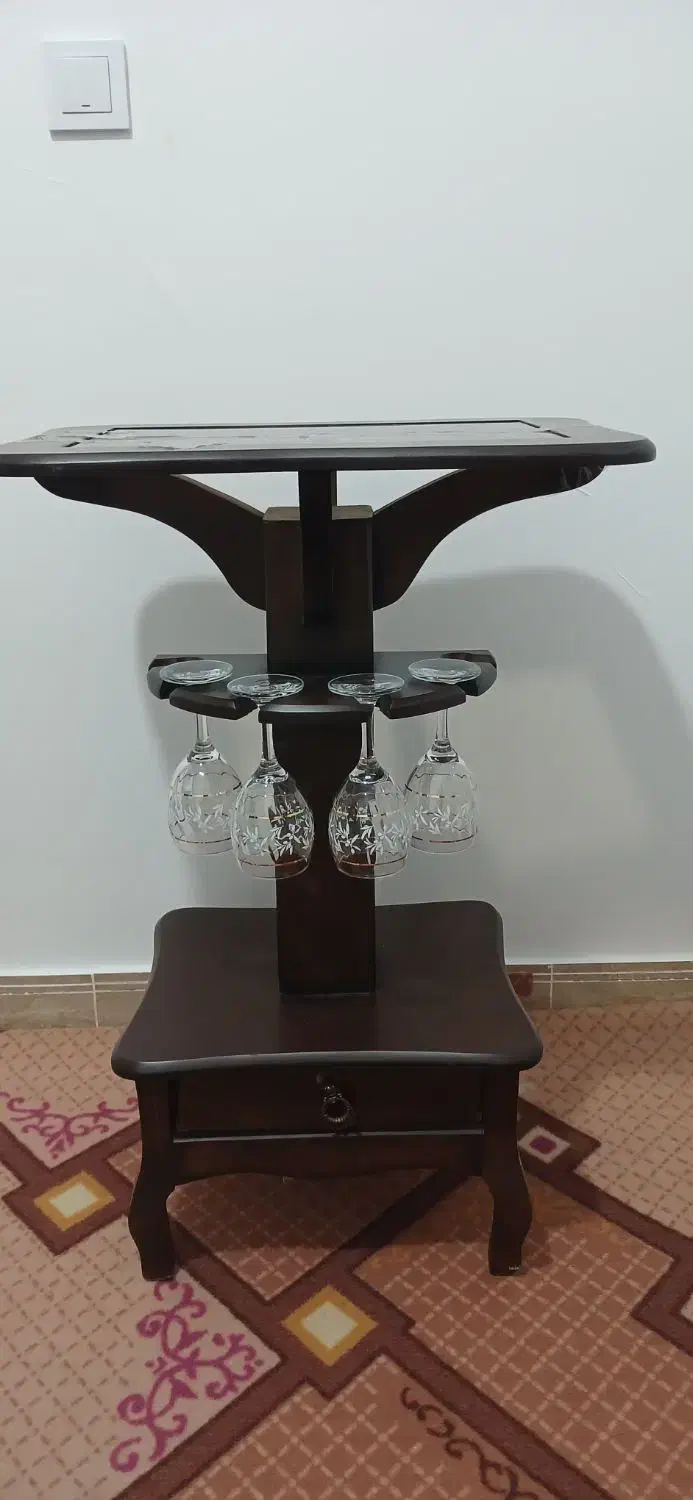 میز تلفن|میز تلفن|ورامین, ورامین|دیوار